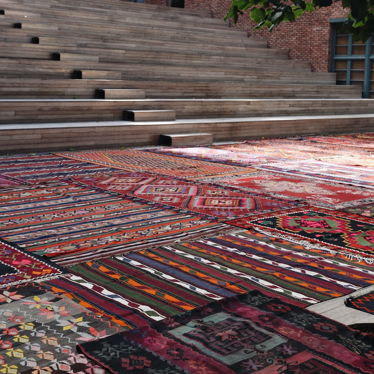 Sustainable Hotel Stamba 02