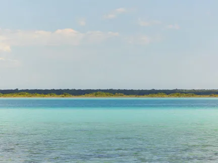 005 Rodrigo Juarez Lagoon Edit