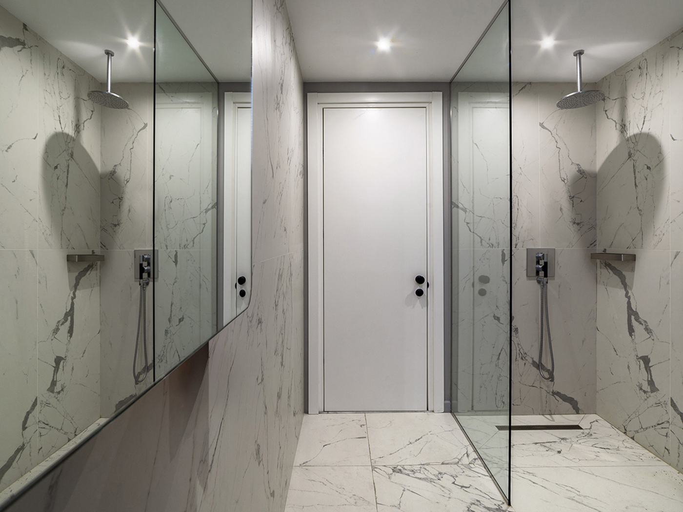 The Blue Fox Superior Room R 04