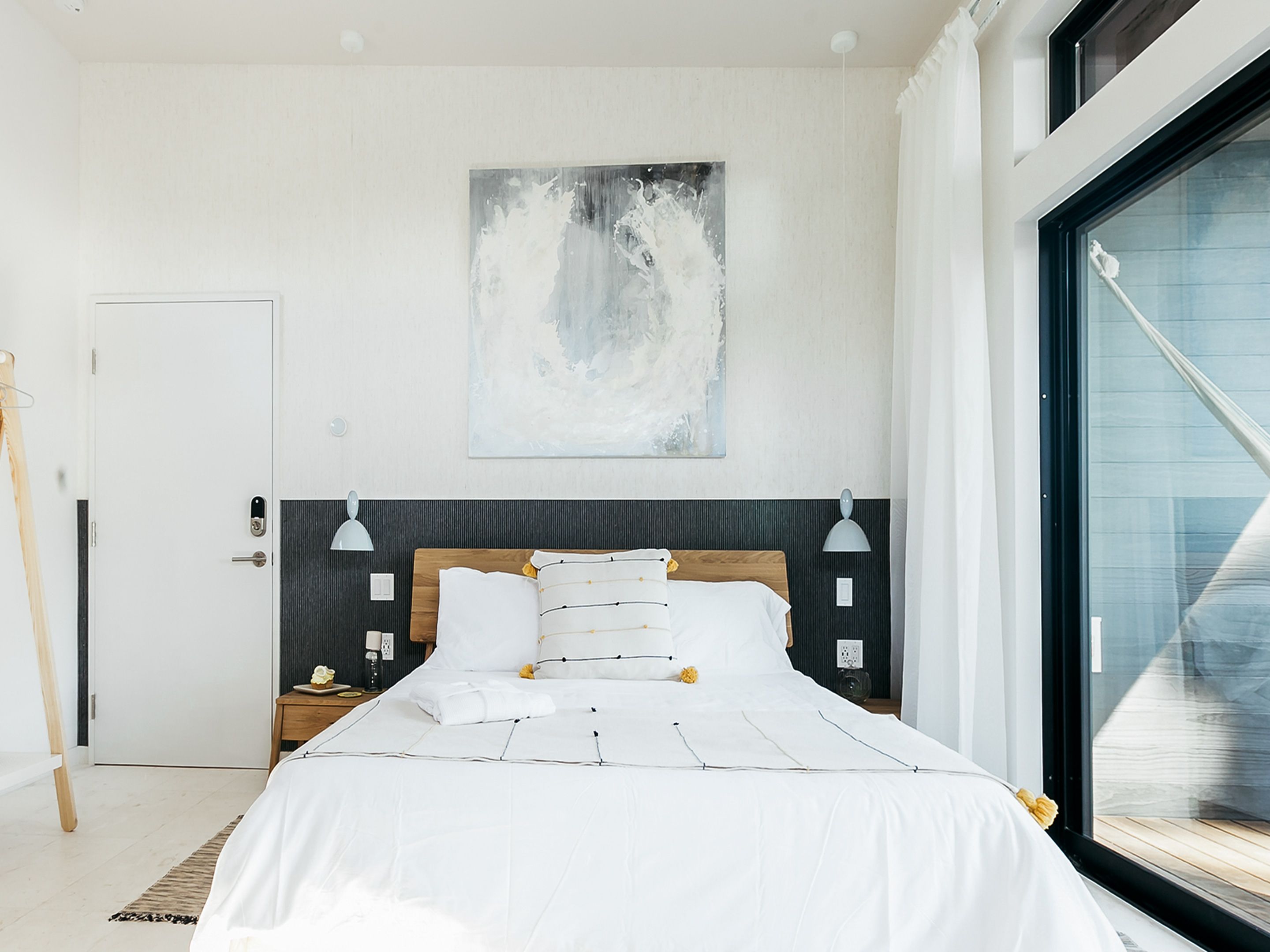 Twelve Senses Retreat Rooms in Encinitas