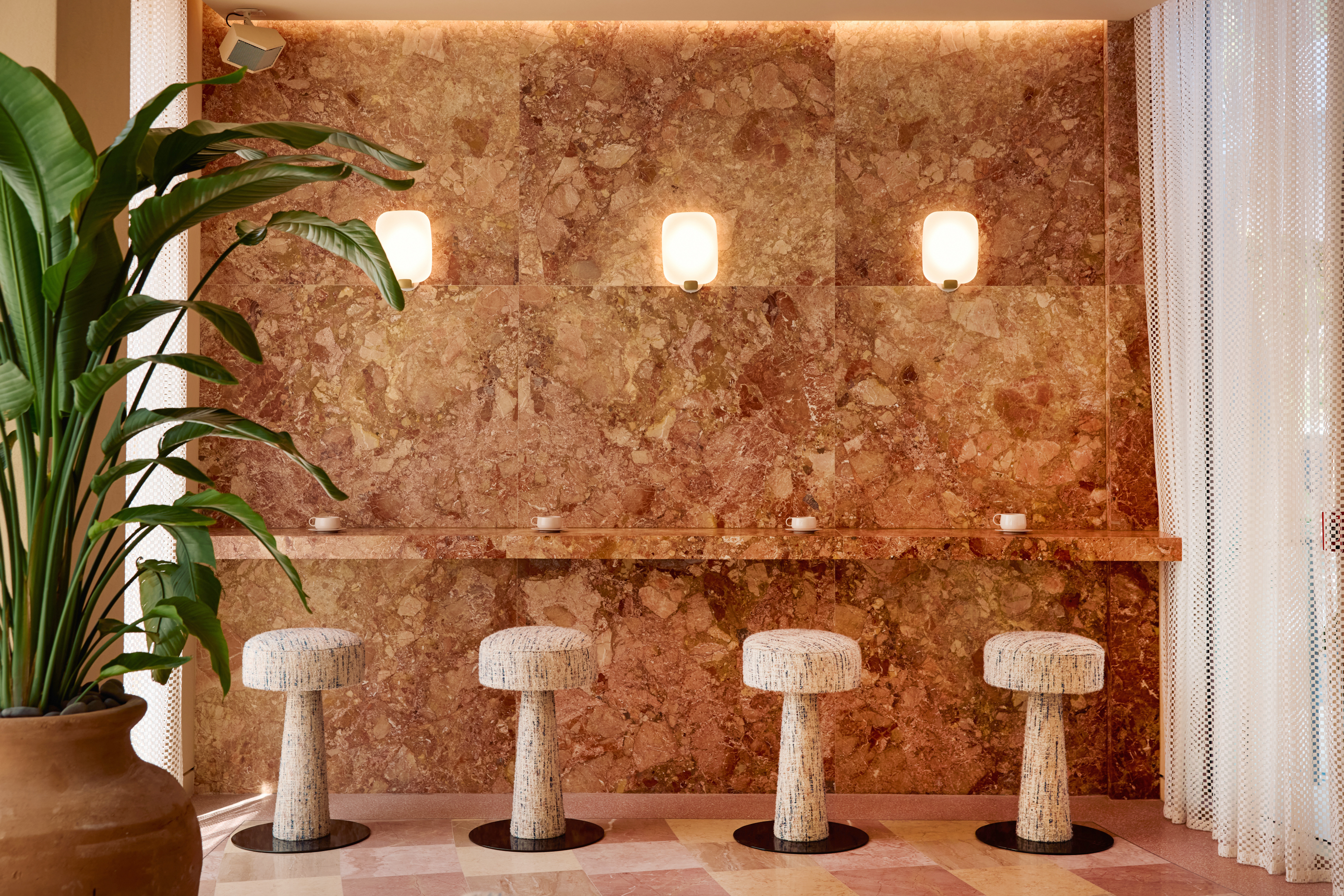 G 26 Shelborne By Proper