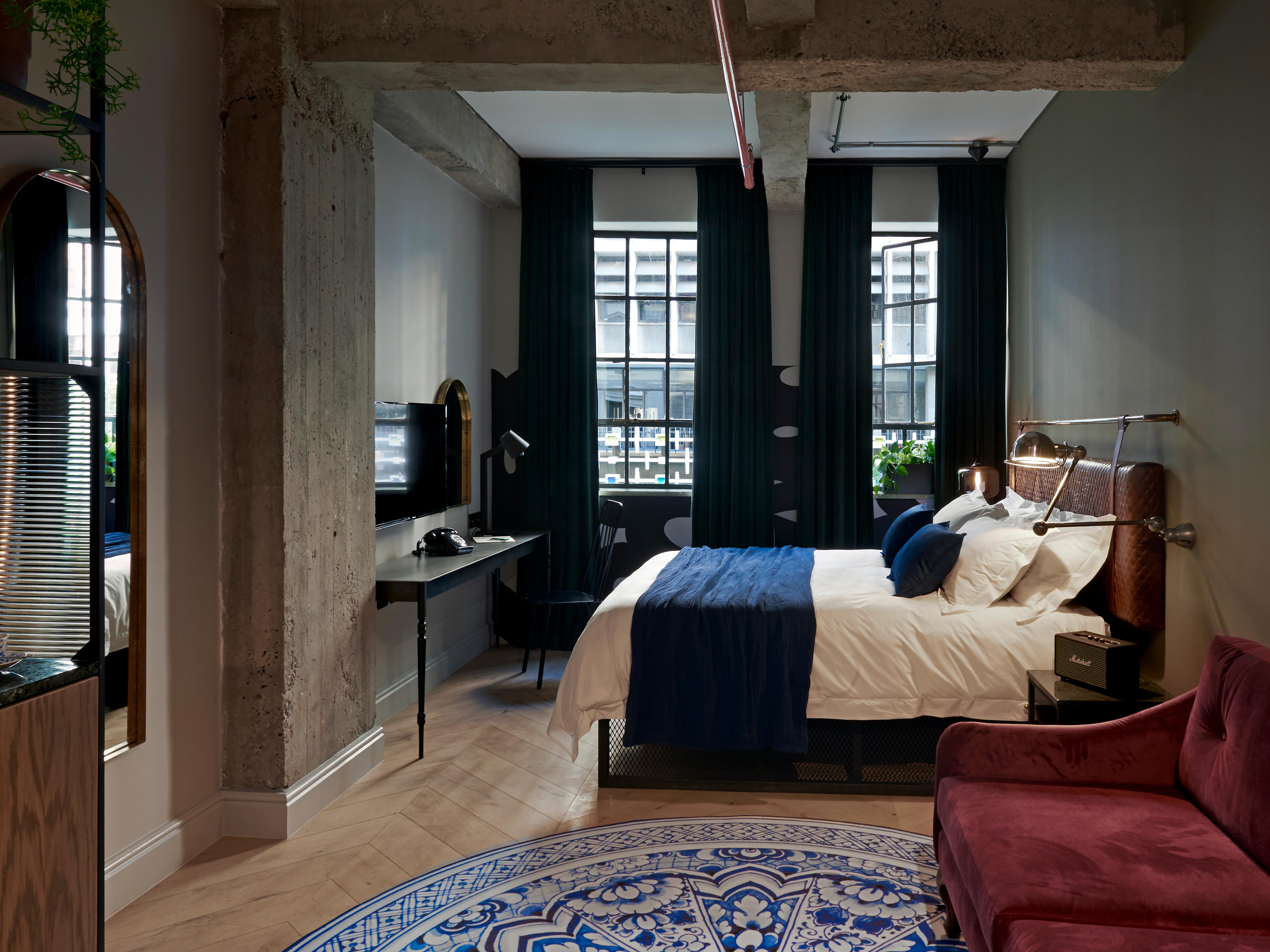 Gorgeous George Room Interior Design in Edinburg