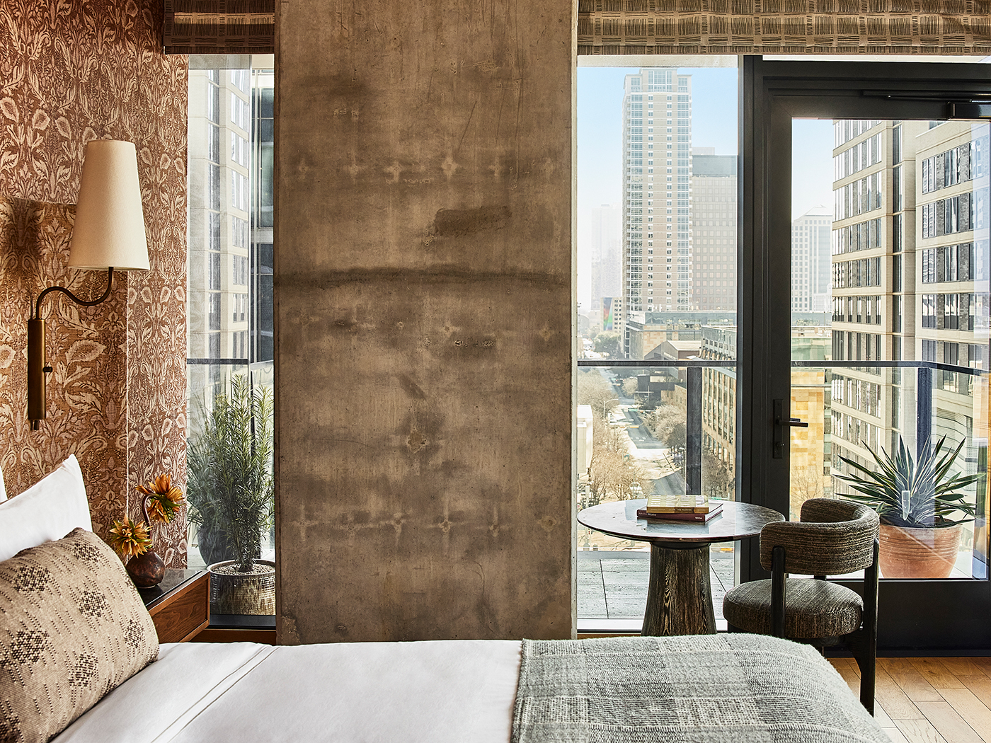 Austin Proper Hotel Premier King Balcony Suite V2 R 01