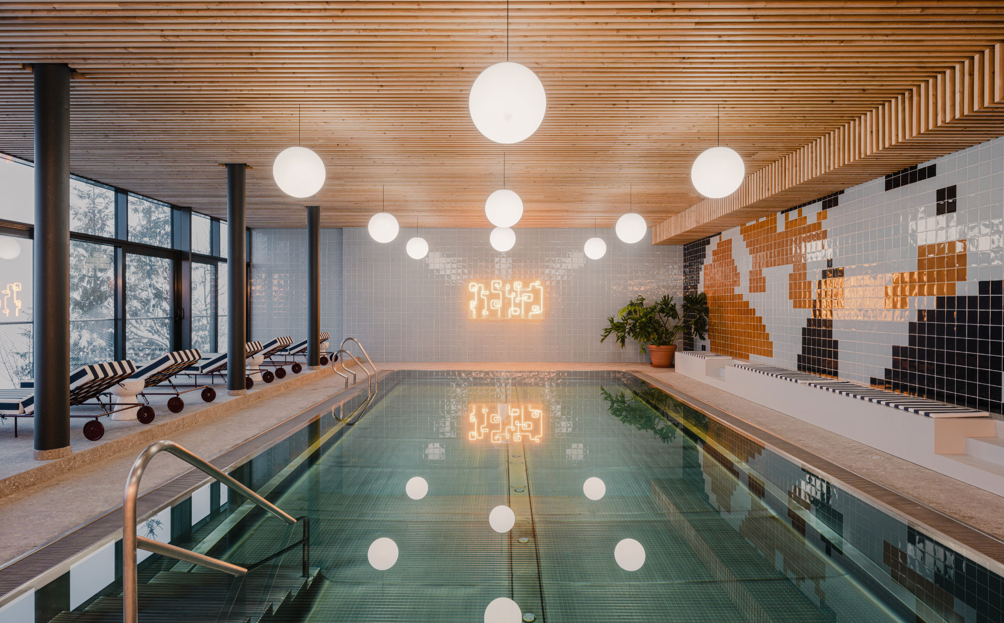 MBO The Cōmodo 16 Carousel A