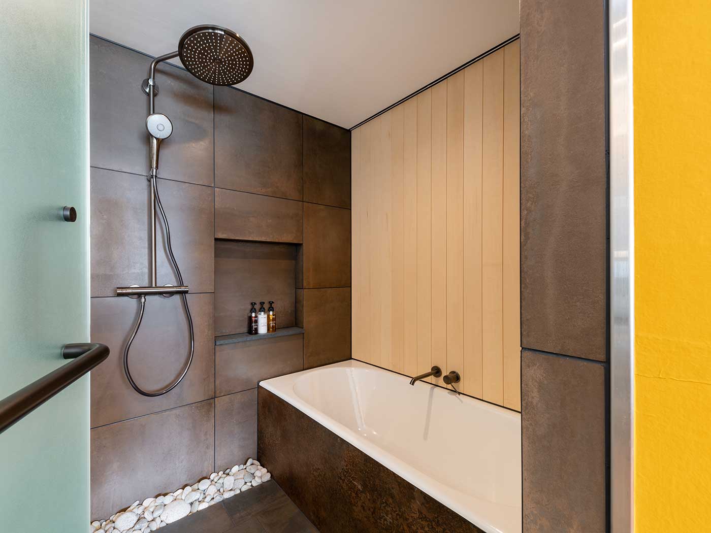 Genji Kyoto River Balcony Deluxe R 05