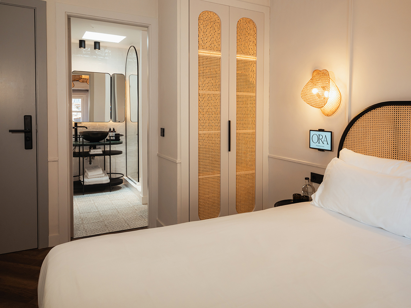 Ora Standard V2 R 03