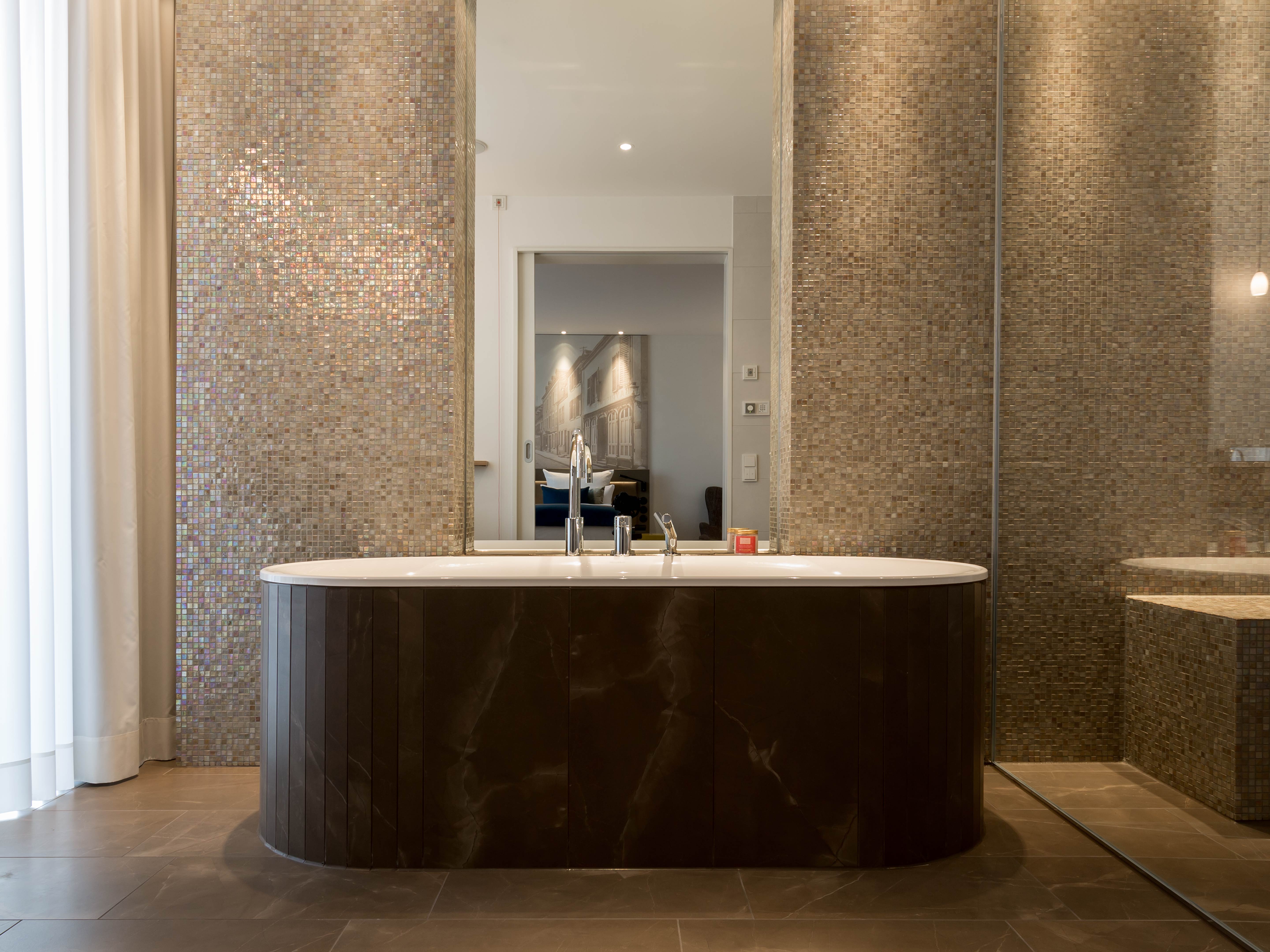 La Maison Hotel Rooms in Saarlouis