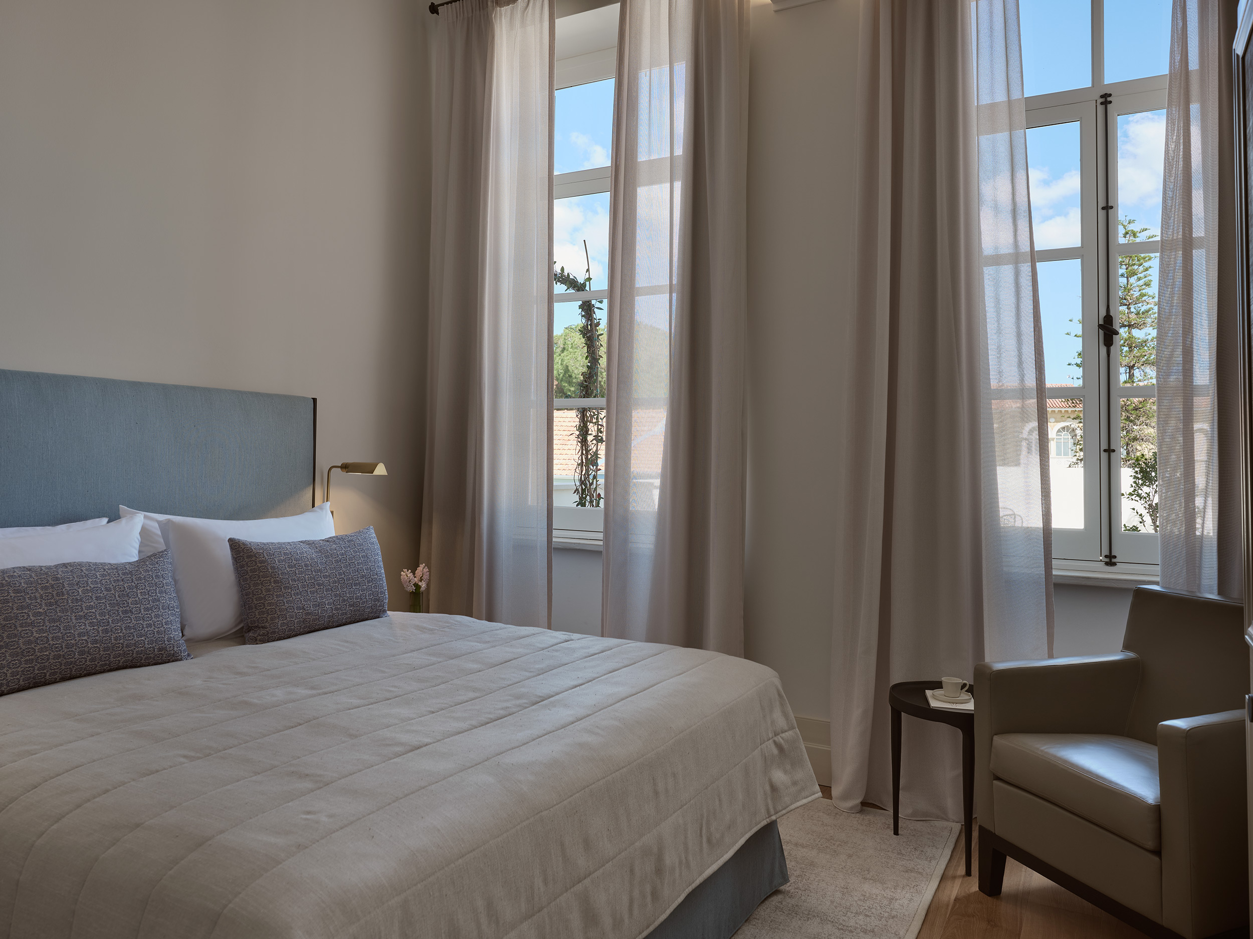 G 10 Amyth Of Nicosia Cyprus