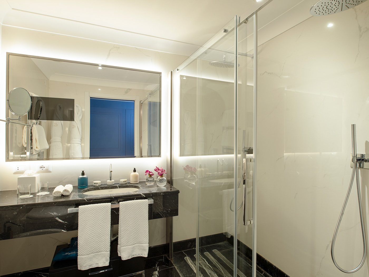 Elizabeth Unique Mansion Suite R 08