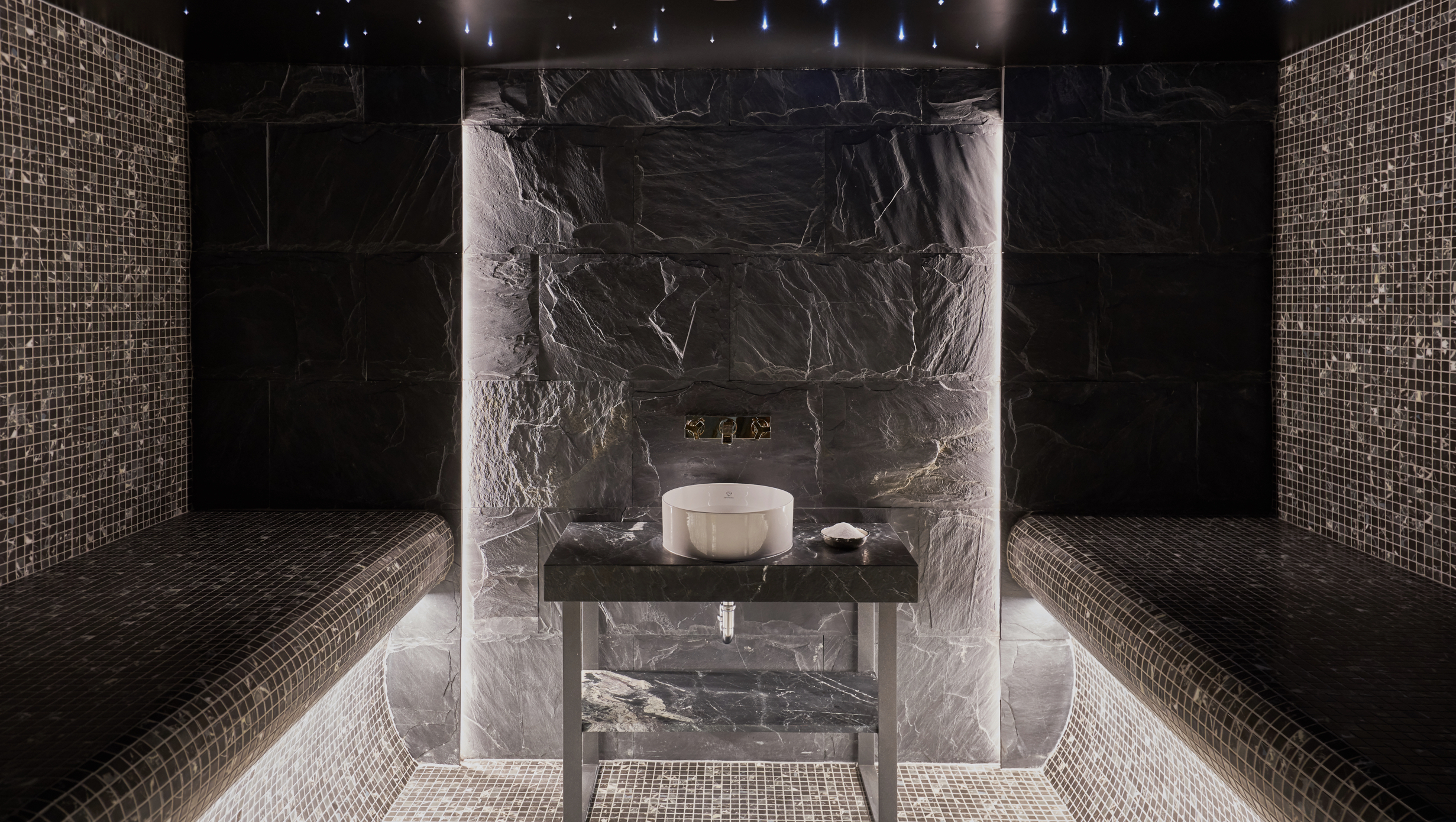 Hotel Pacai Theme Box 1