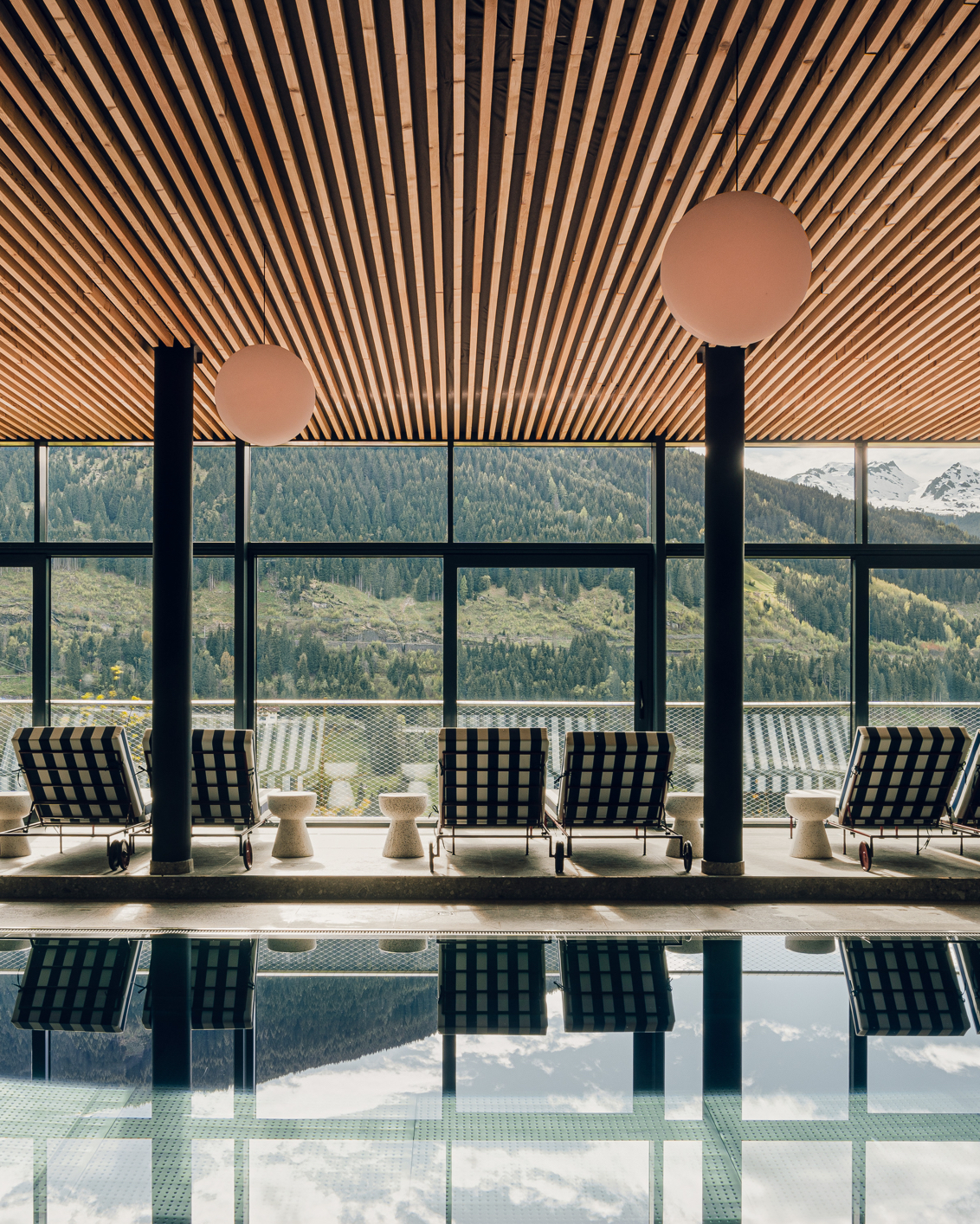 The Comodo Wellness 1