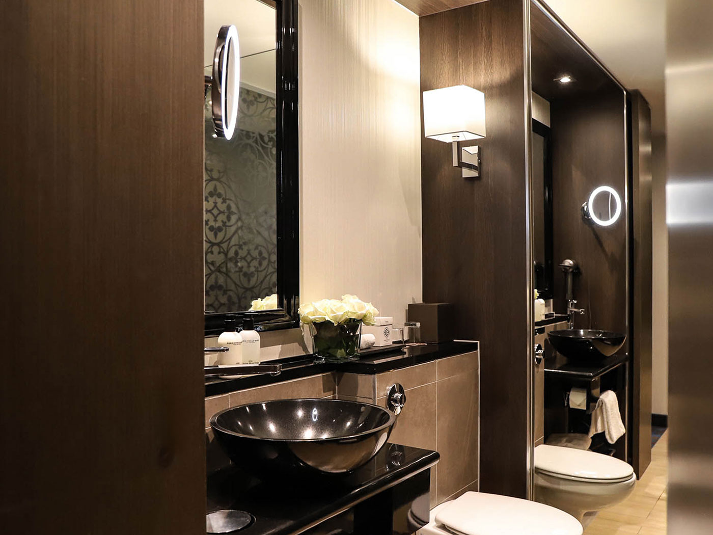 The Dominican Courtyard Room V2 R 05