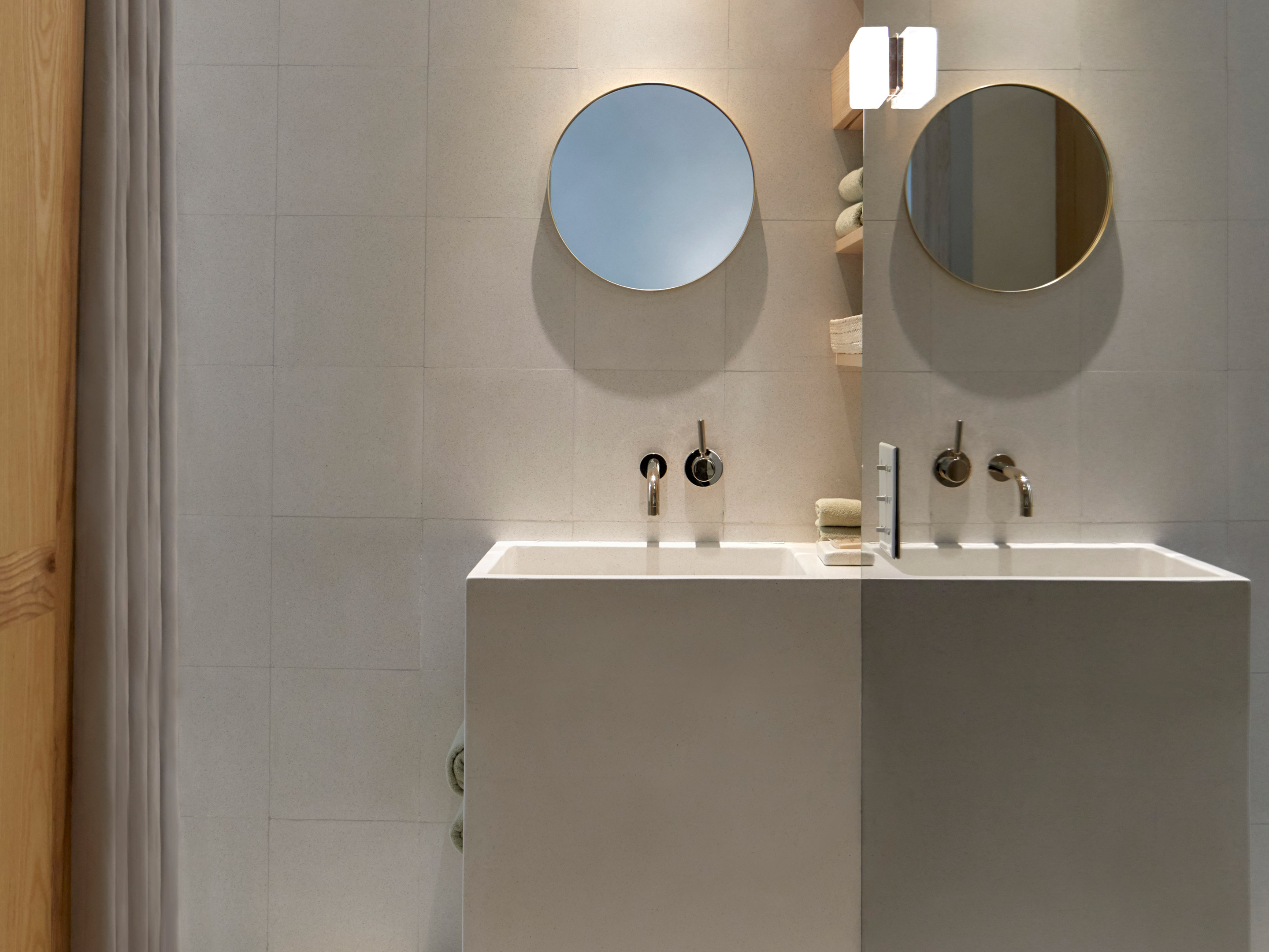 Circulo Mexicano Superior Room R 02