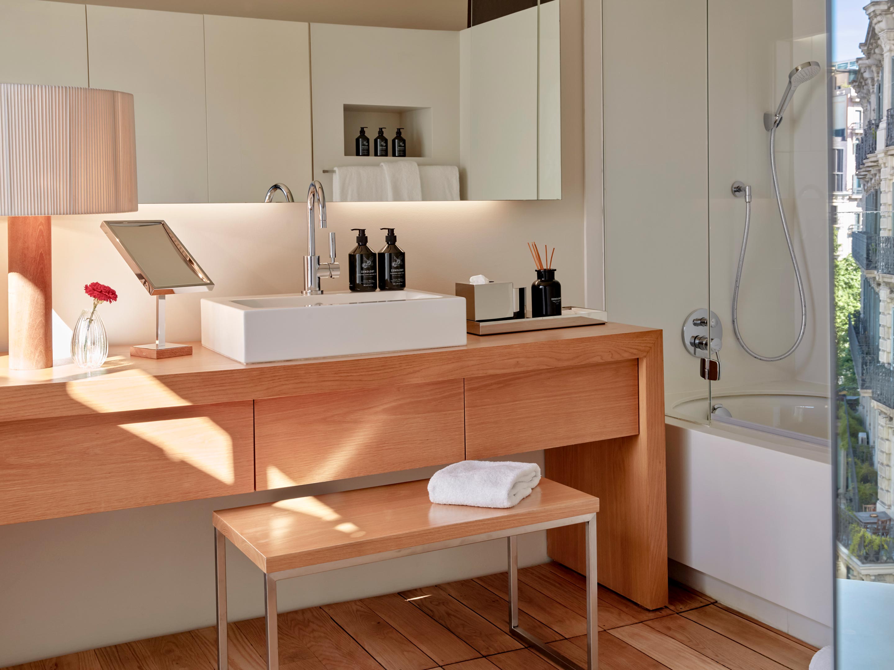 Sir Victor Hotel Bathroom in Barcelona