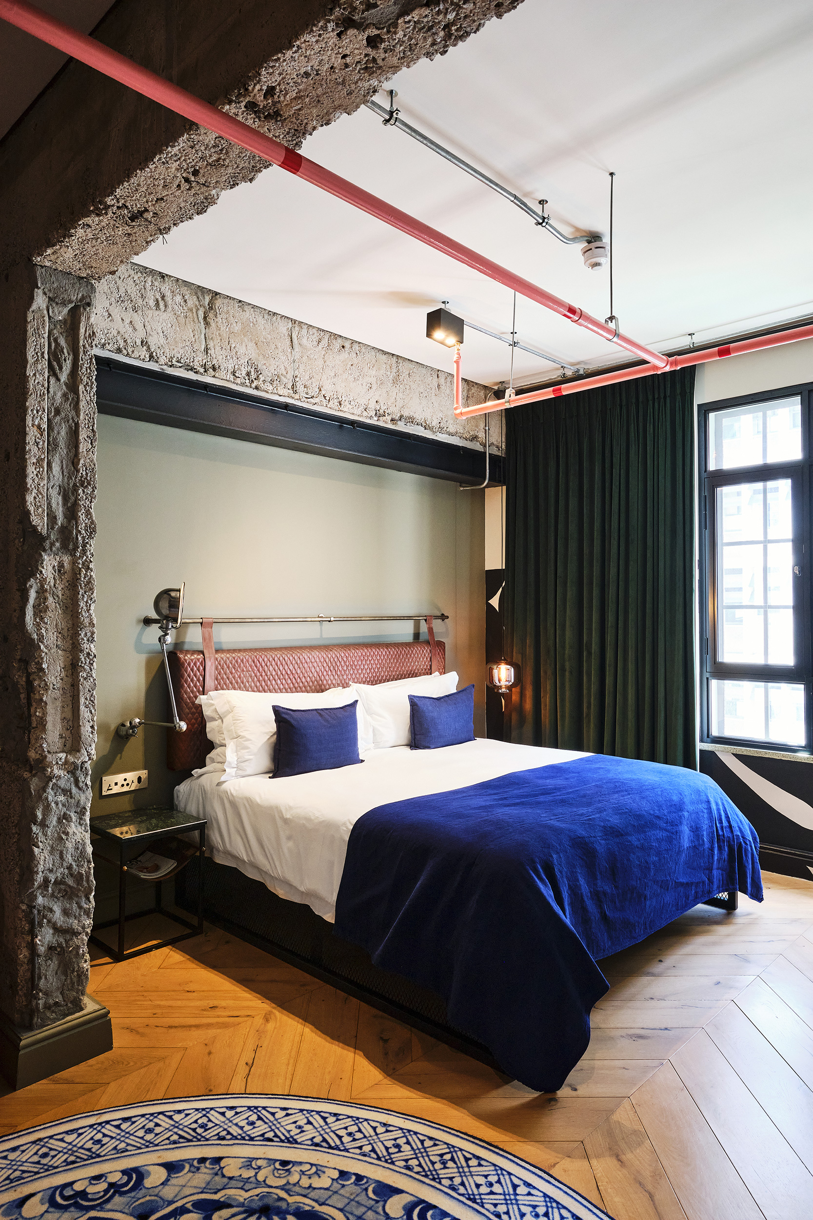 G 14 Gorgeous George