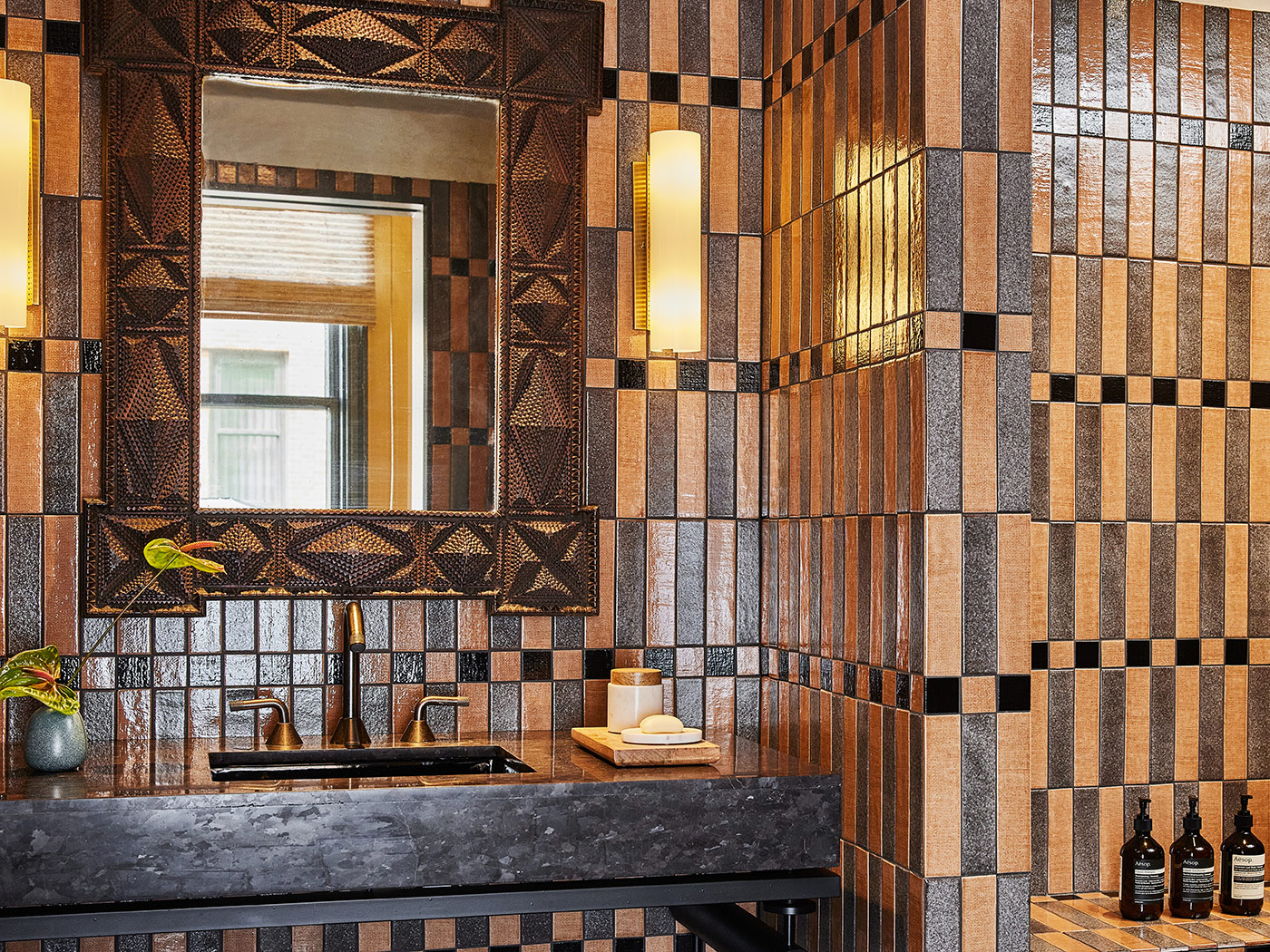 Downtown LA Proper Pool Suite V3 R 07