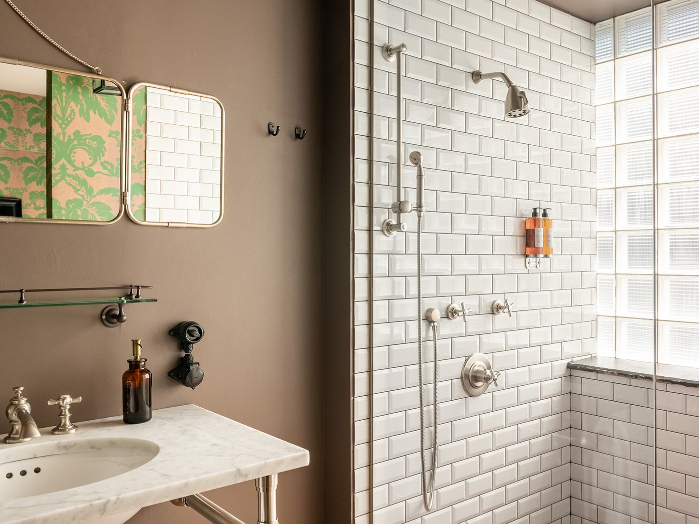 Rooms Hotel Tbilisi Garden Queen Room V2 R 02