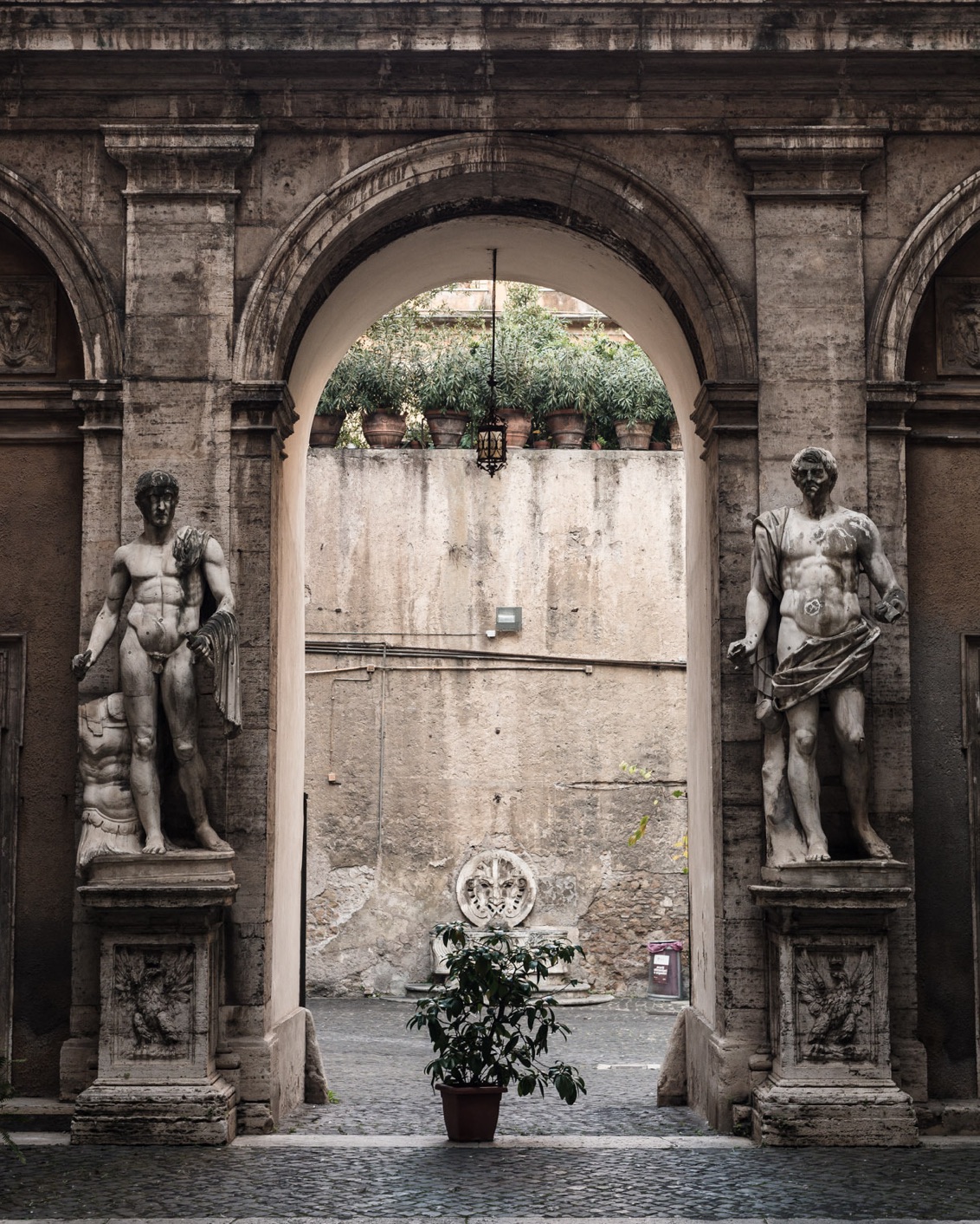 009 G Rough Neighbourhood (1)