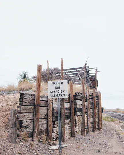 03 Further Marfa La Metropolitana Left