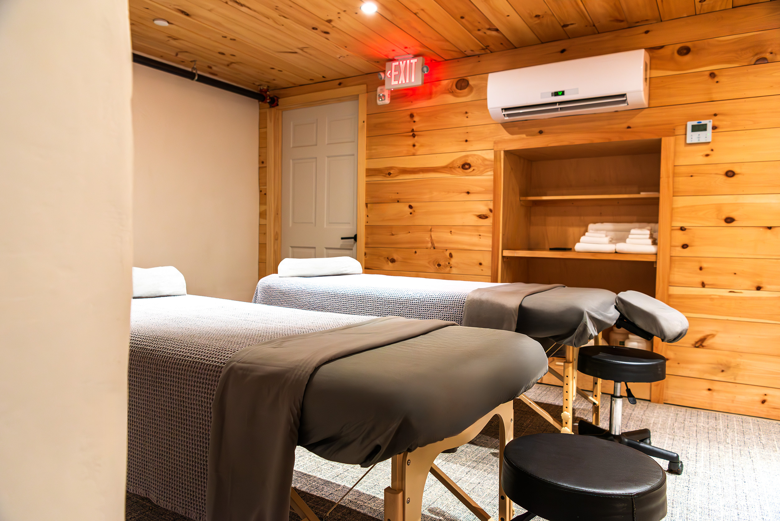 G 13 Hotel Kinsley Kingston Usa