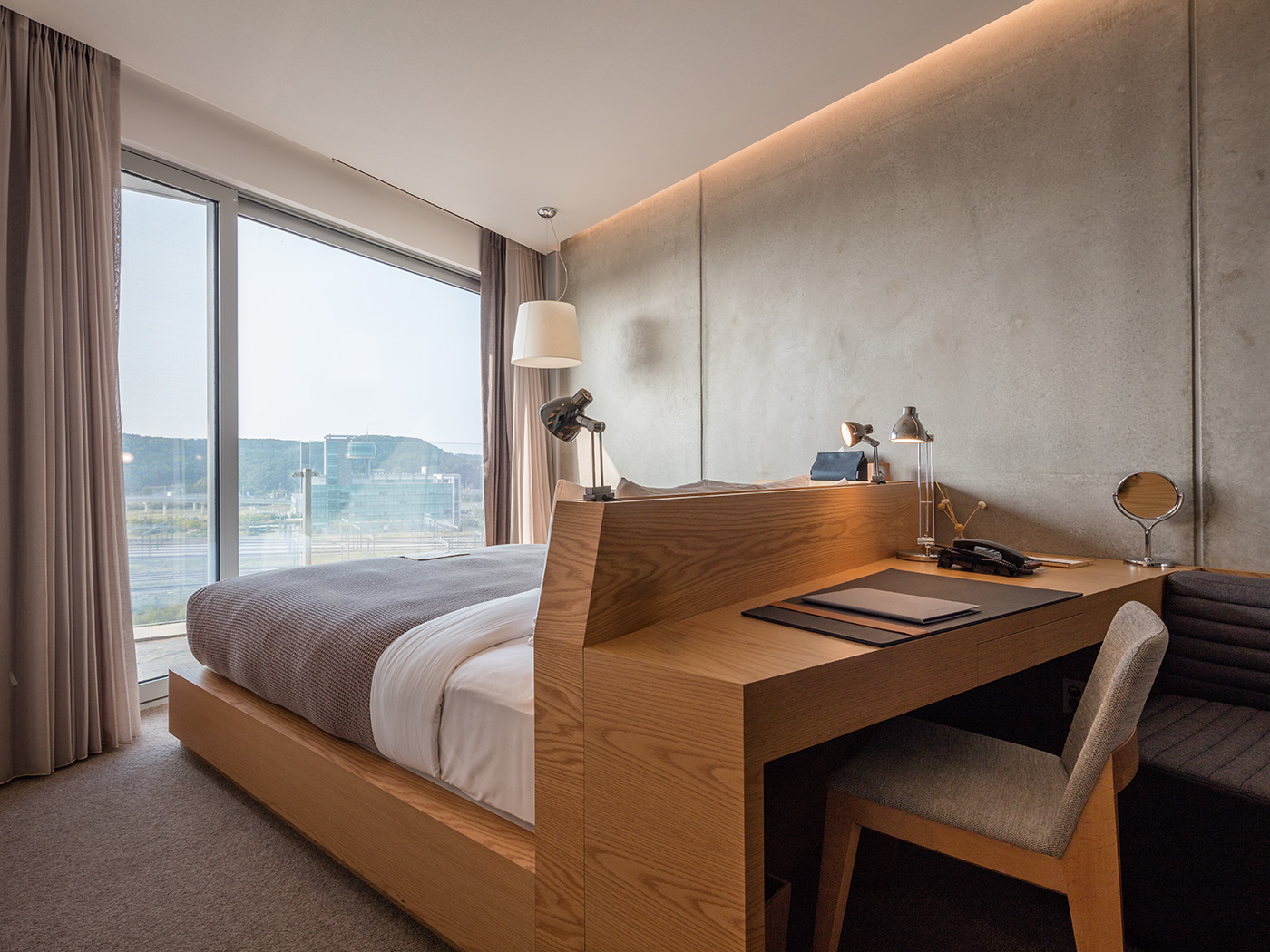 Nest Hotel Deluxe Double Mountain View R V2 01