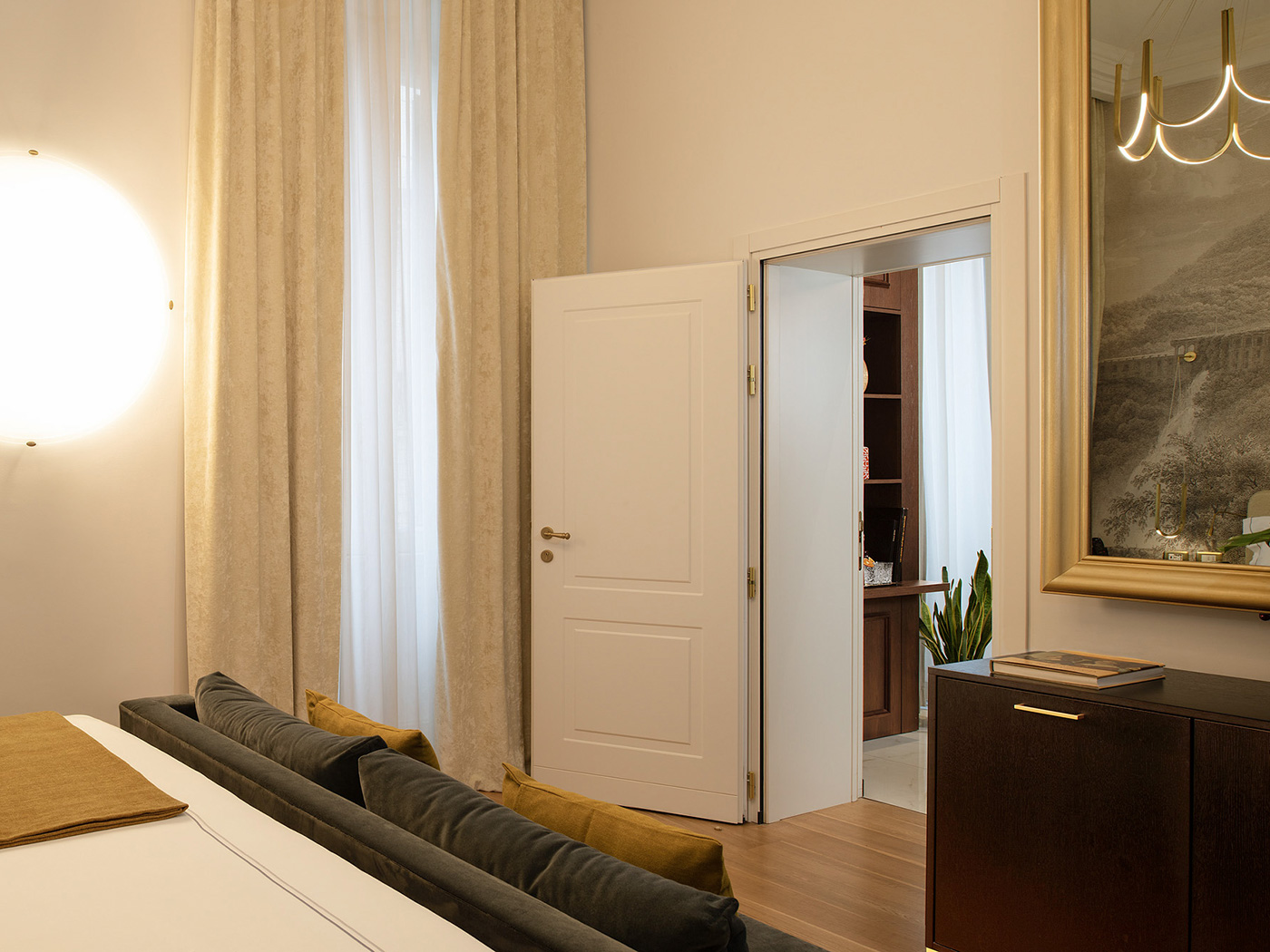 Elizabeth Unique Deluxe View R 03