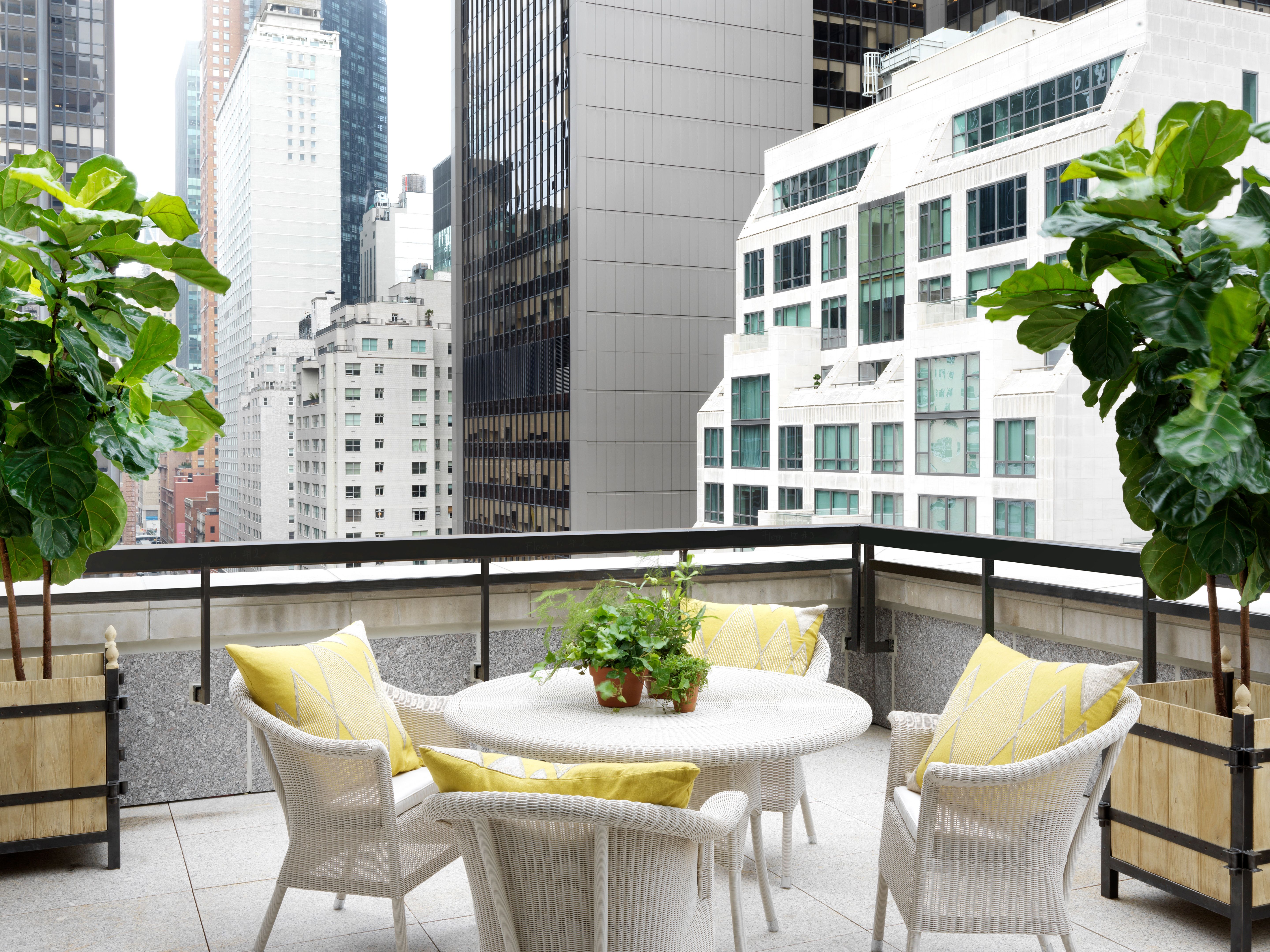 The Whitby Breakfast Area in New York City