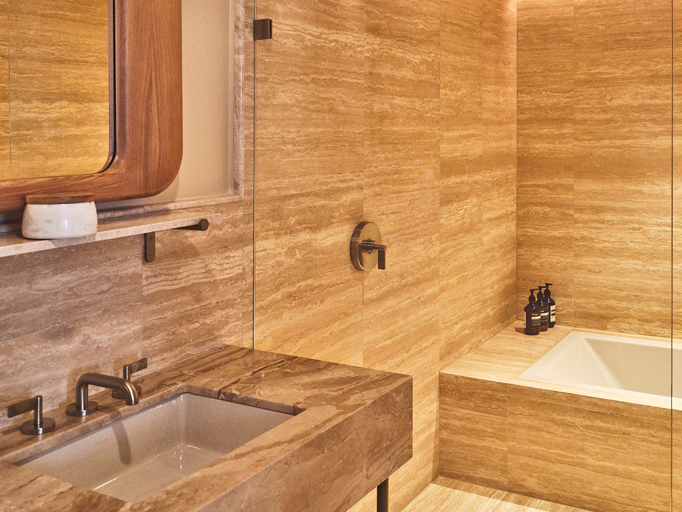 Shelborne By Proper Oceanfront Balcony Penthouse R V2 06