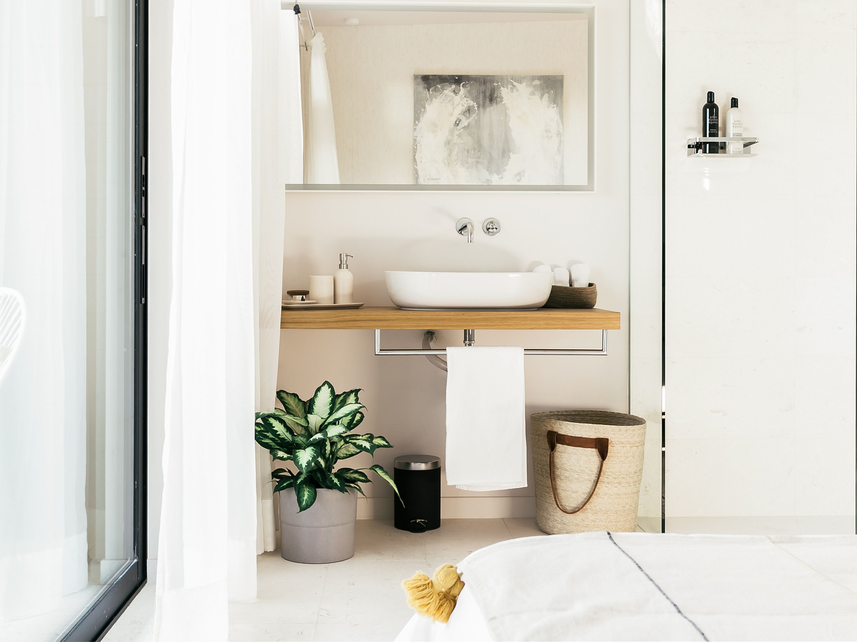 Twelve Senses Retreat Rooms in Encinitas