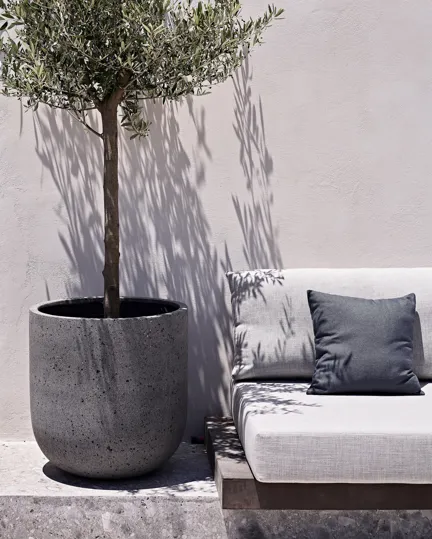 008 Vora Terrace Sofa Lights