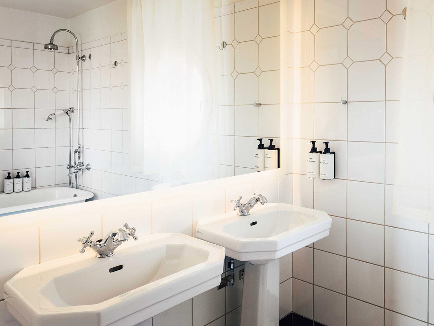 Hotel J Deluxe Family Room R V2 04