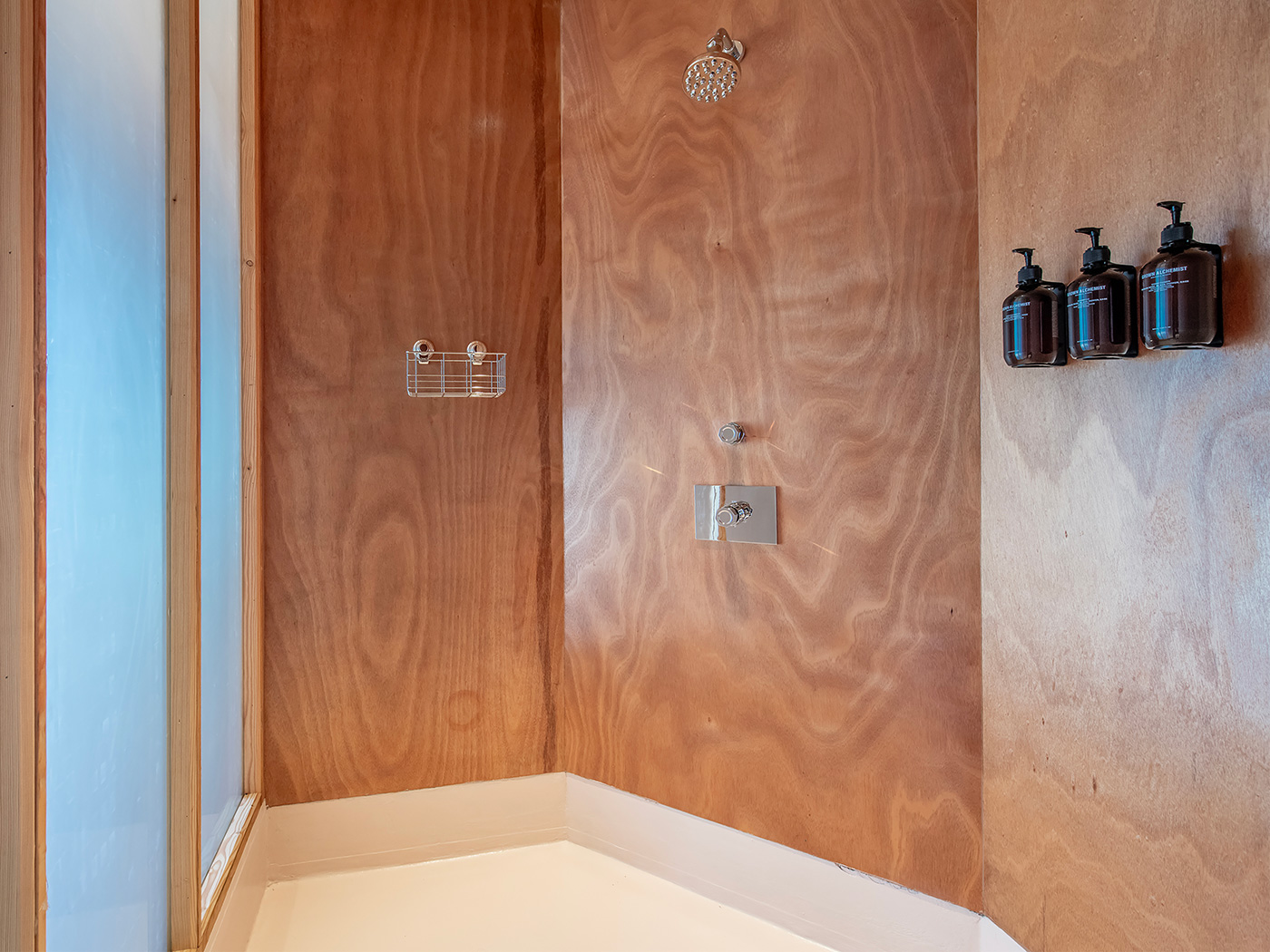 Rooms Batumi Corner Suite R 09