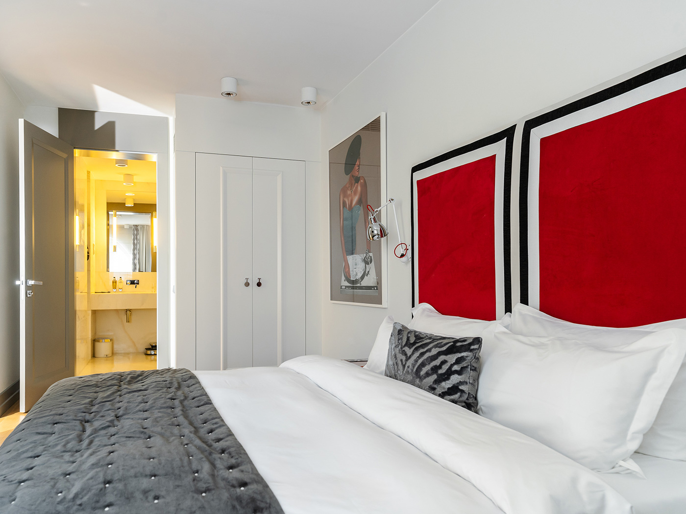 H15 Boutique Hotel Luxury Suite R V3 05