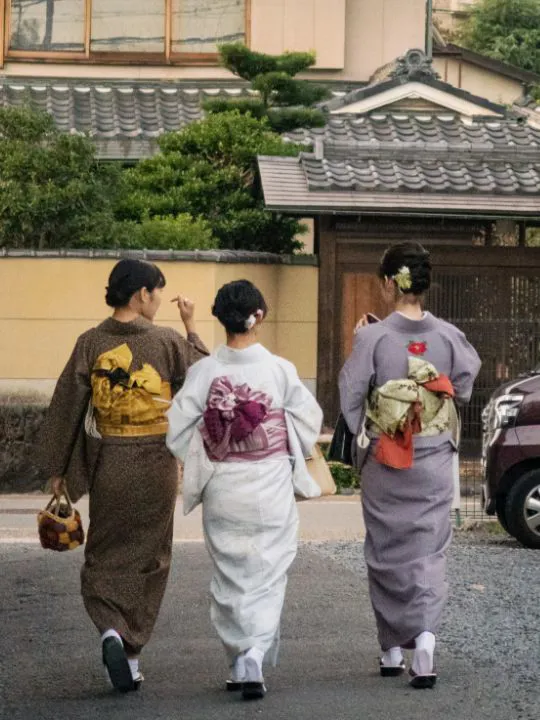 14 DH Flower Hot Spots In Spring Japan Kimono