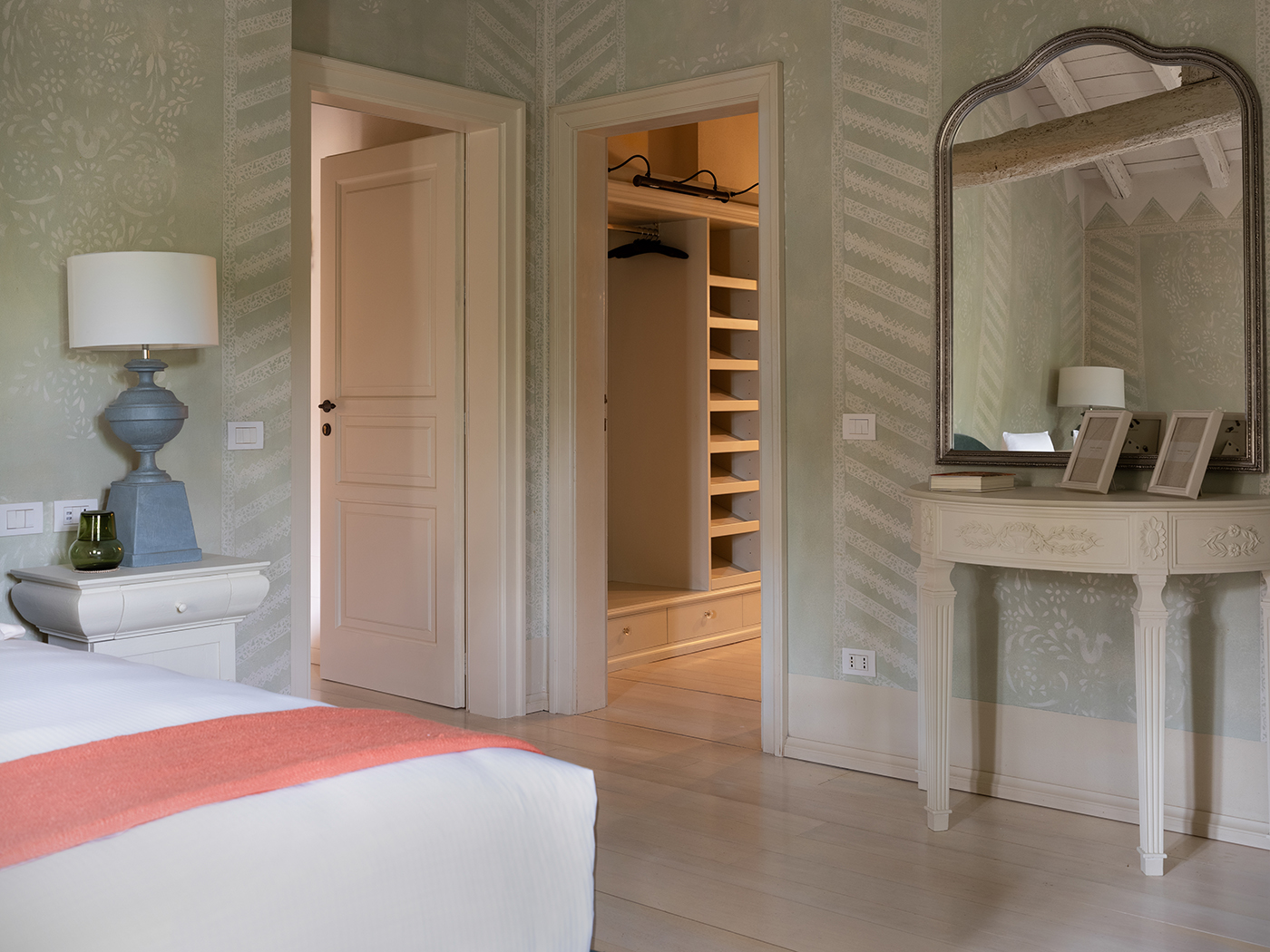 Elizabeth Country House Grand Suite R 05