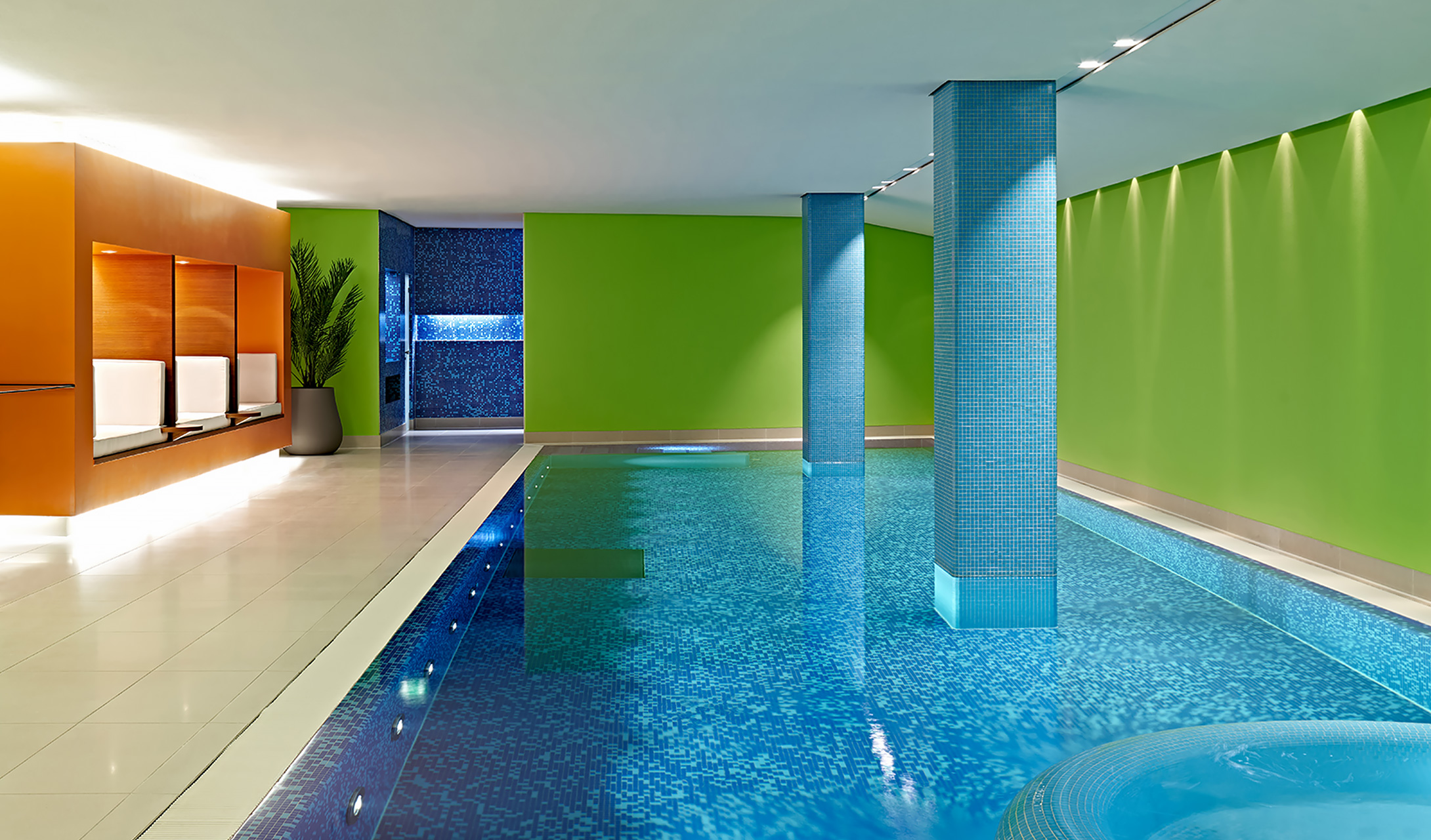 Side Spa Pool Area M 15 R