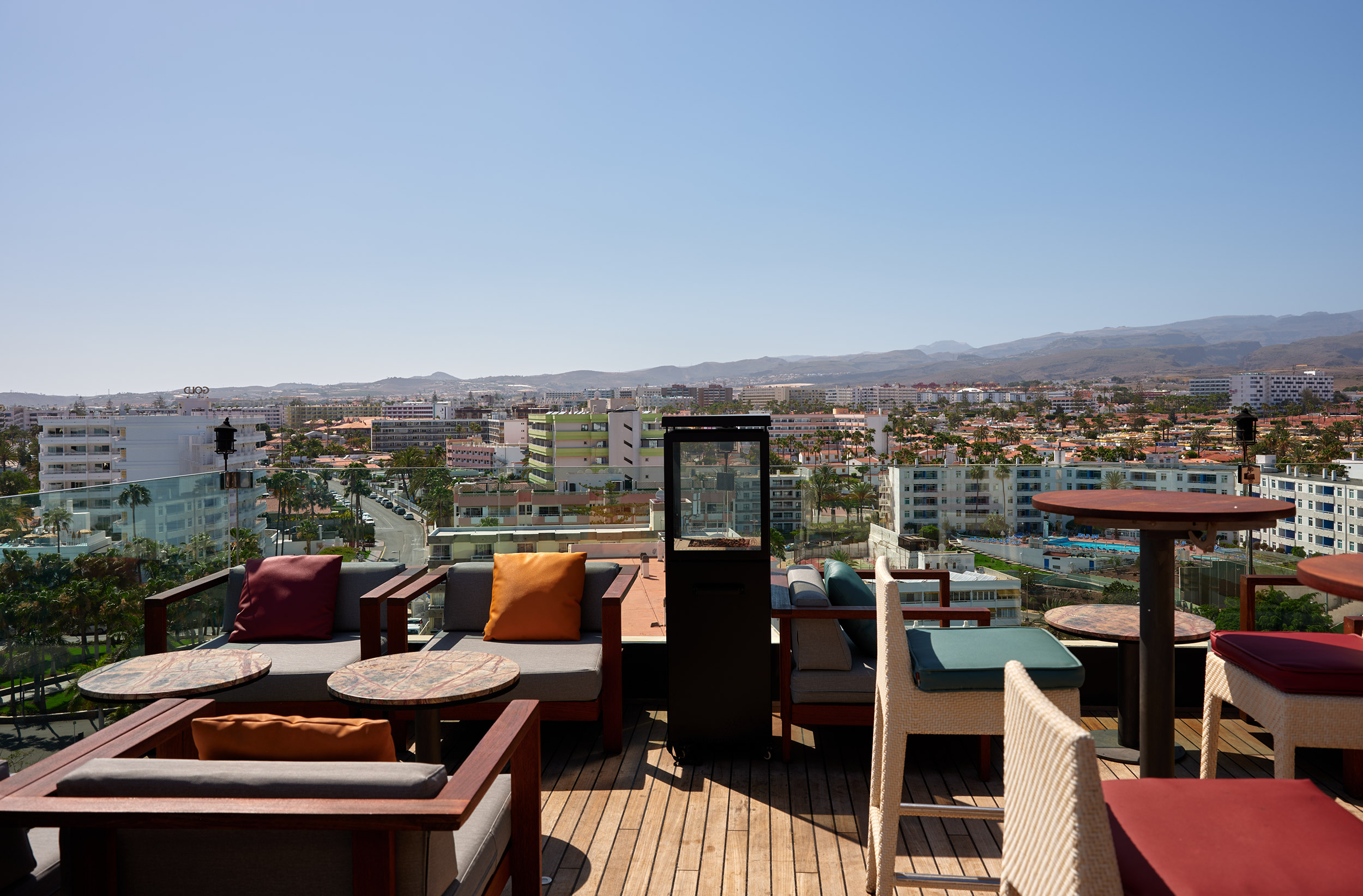 G 27 Bohemia Suites And Spa