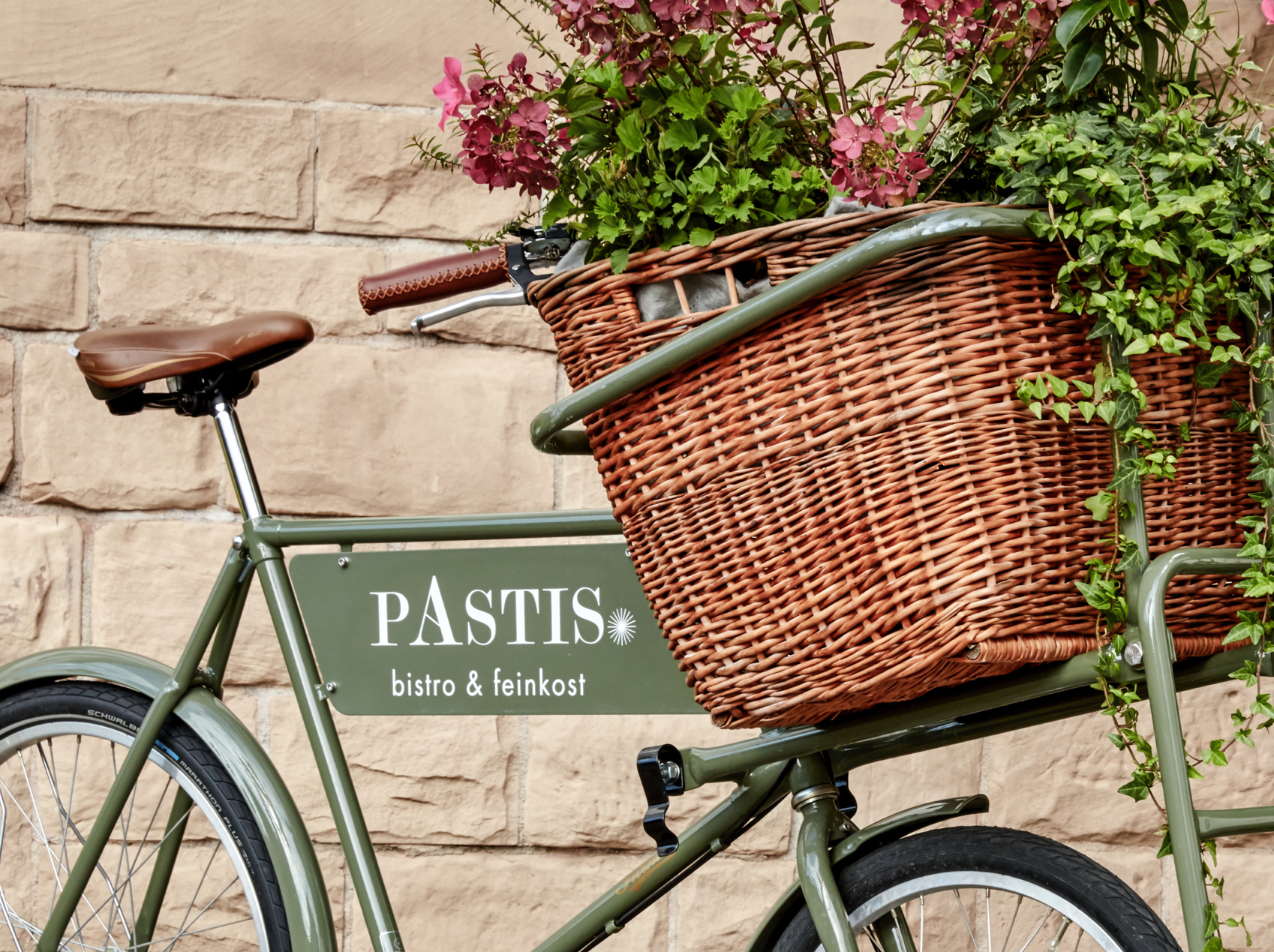 002 La Maison Hotel Bike