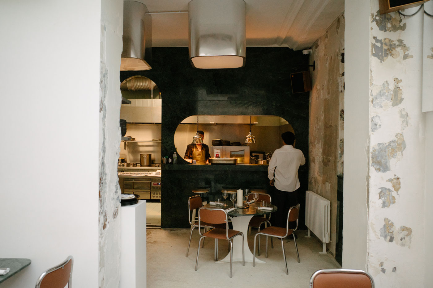 DH24 SALES CE Paris Travelpro 05