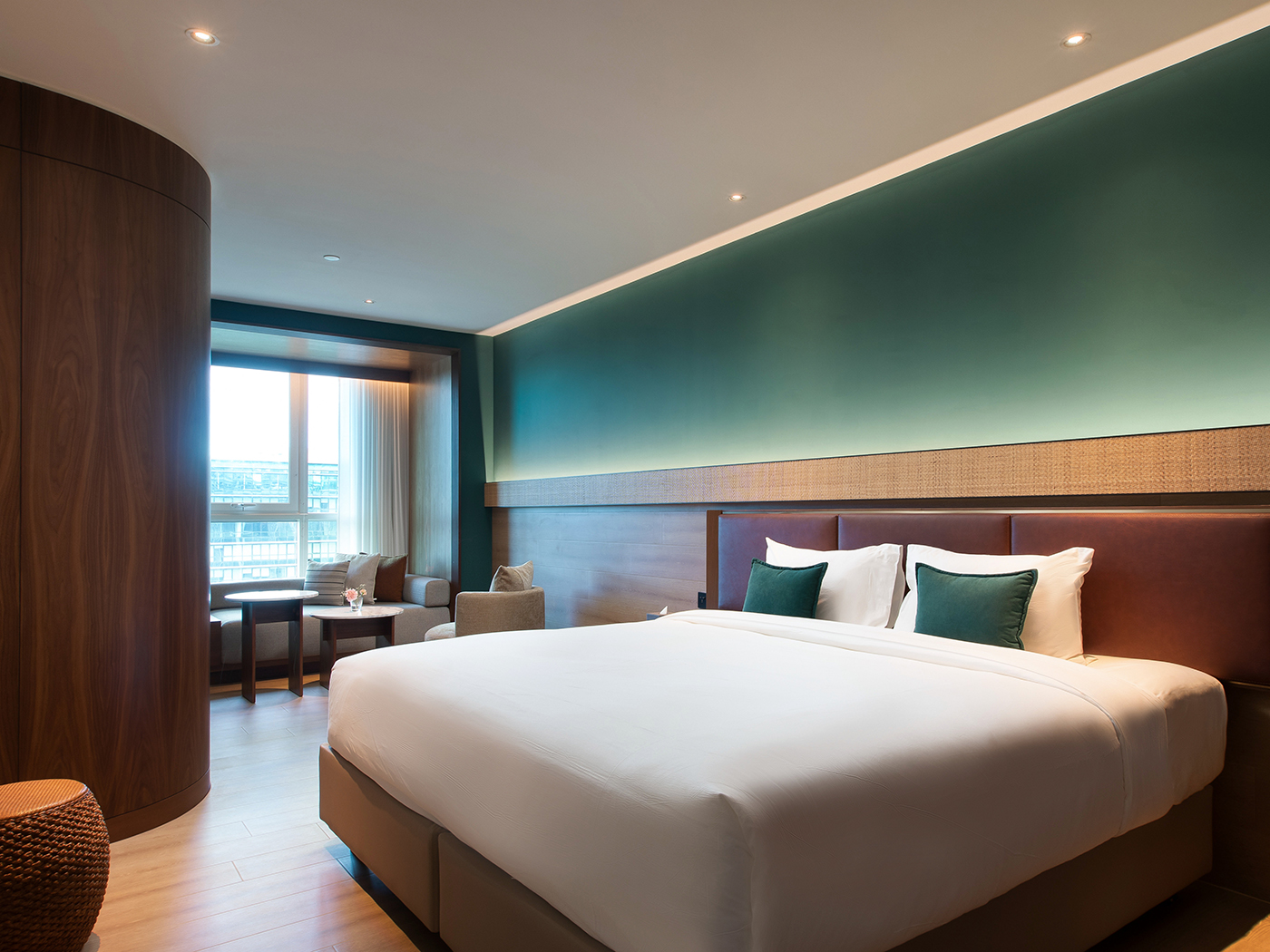 The Luma Emerald Orginal V2 R 01