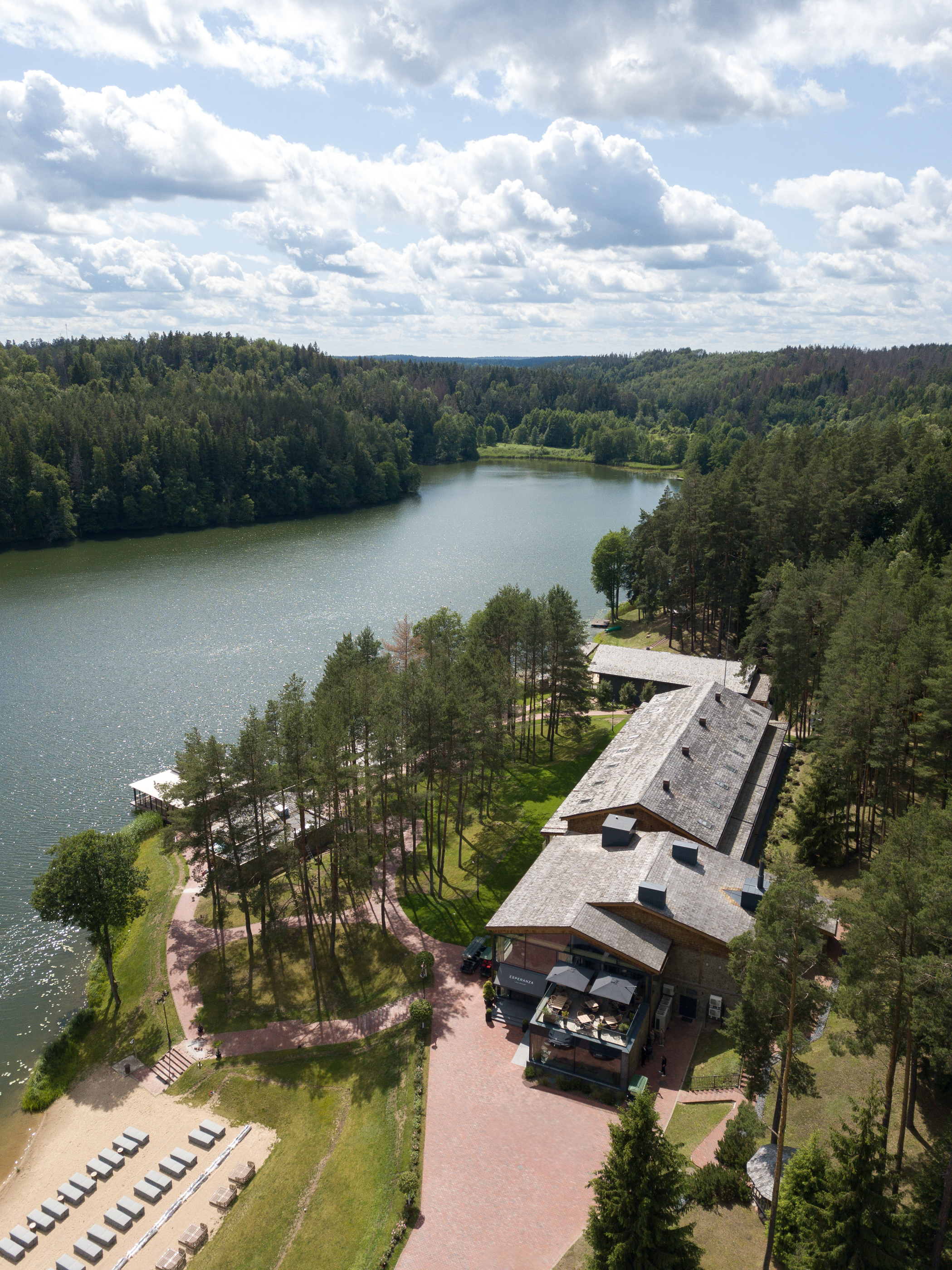 G 30 Esperanza Lake Resort