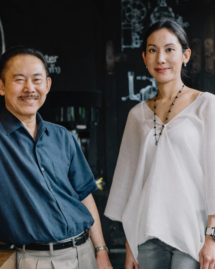 001 The Slate Mbo Wichit Prakaikaew Na Ranong