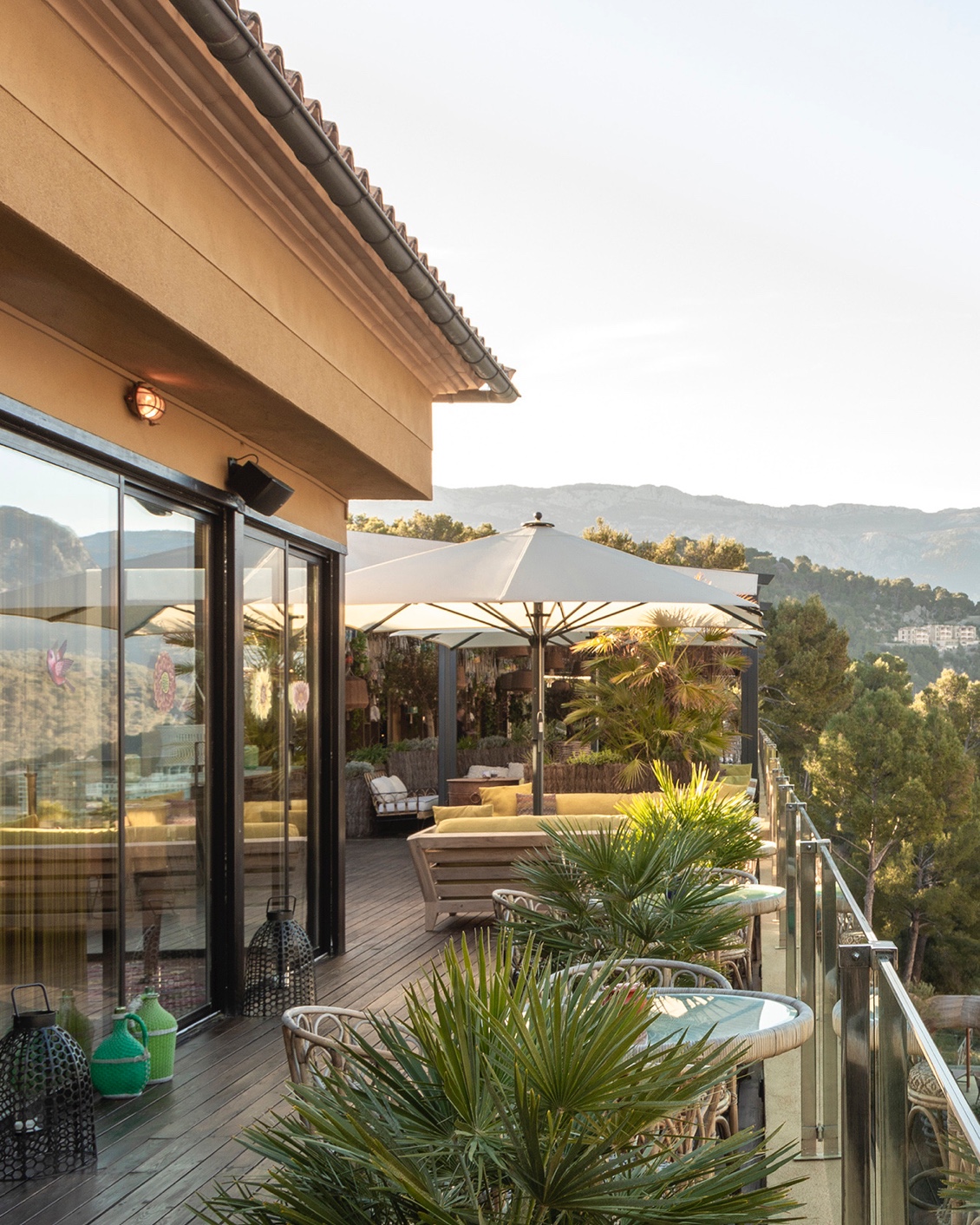 19 Culture Blogpost Fall Foliage