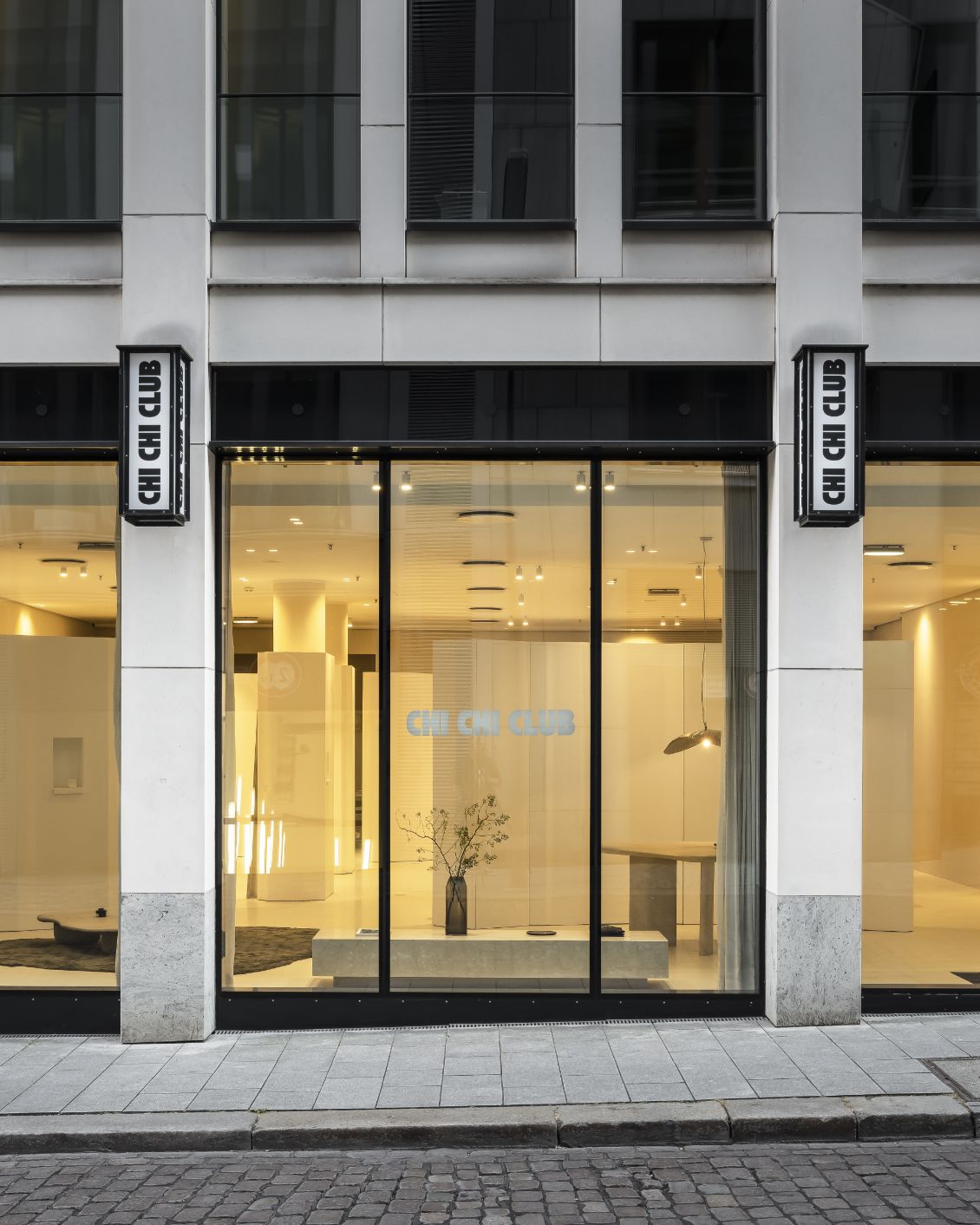 12 DH Homestory With Deglan Chi Chi Club Facade Store View