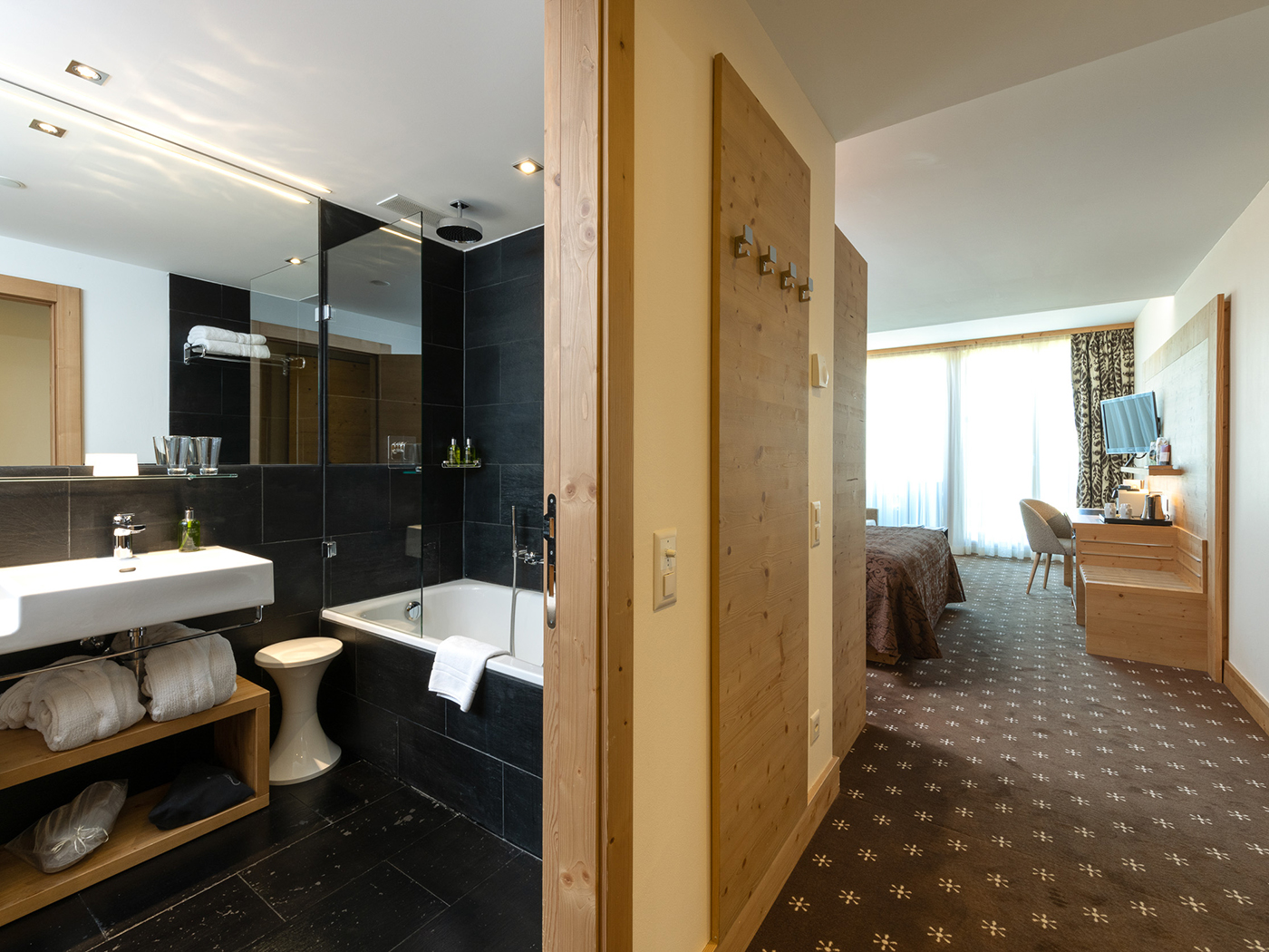 Nira Alpina Garden Room Summer V2 R 04