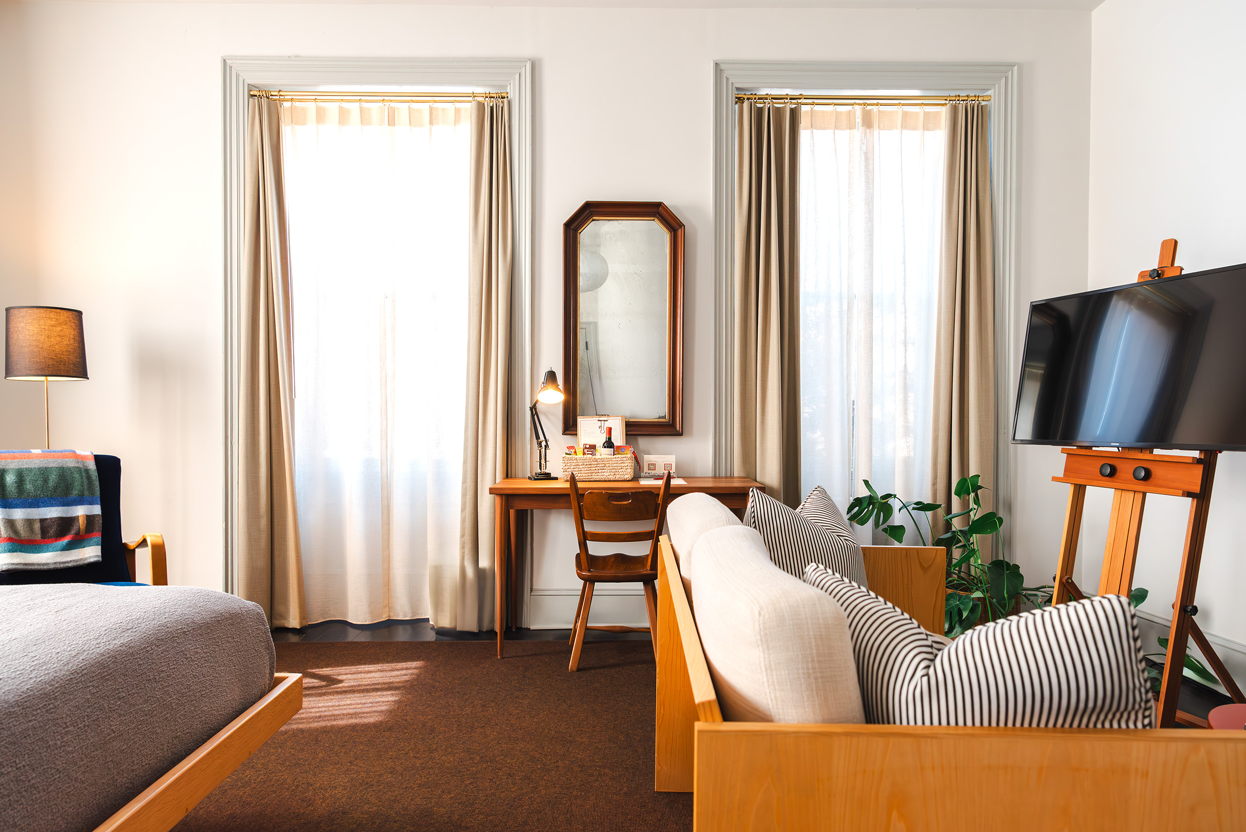 G 14 Hotel Kinsley Kingston Usa