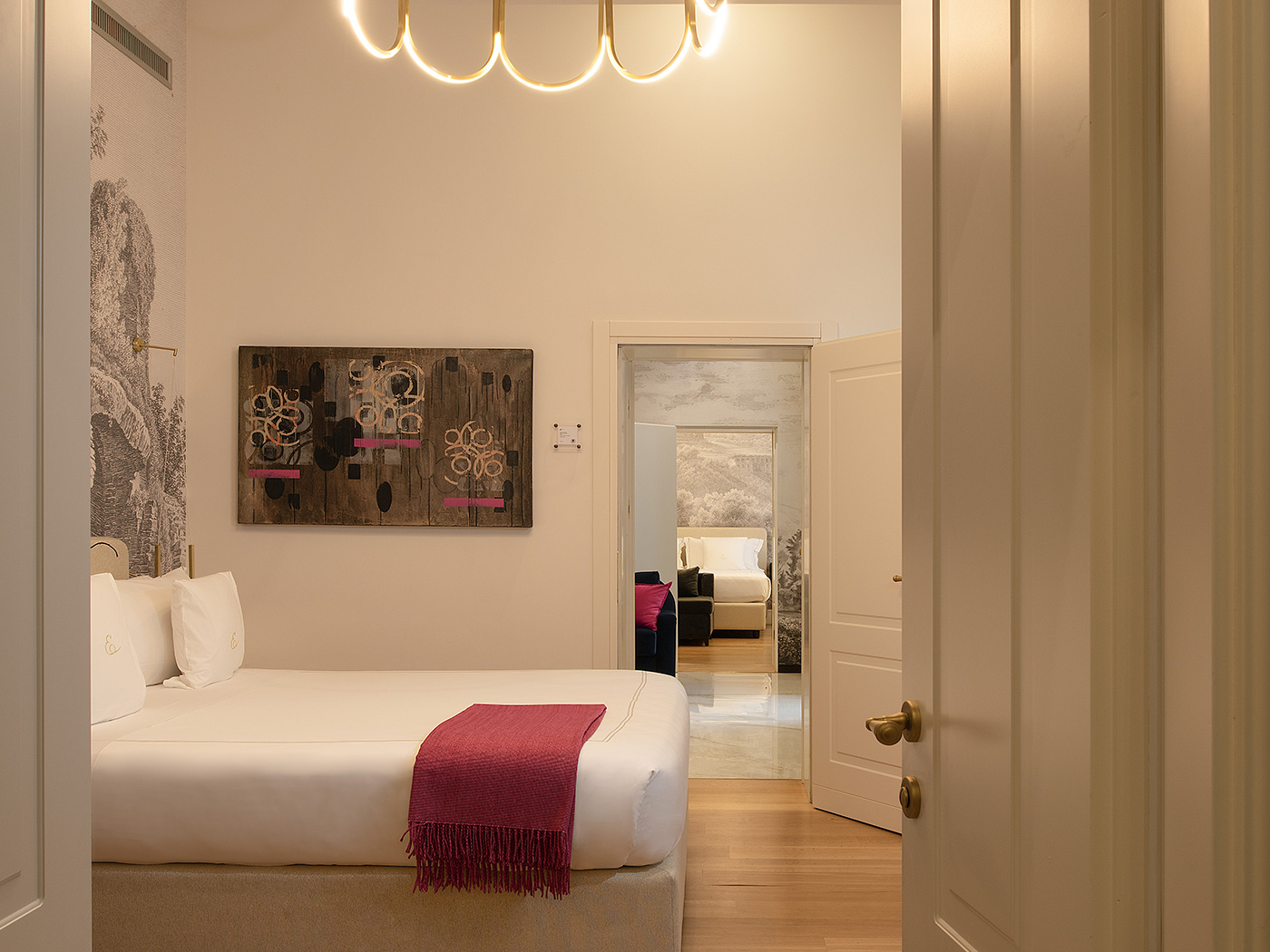 Elizabeth Unique Elizabeth Master Suite R 07