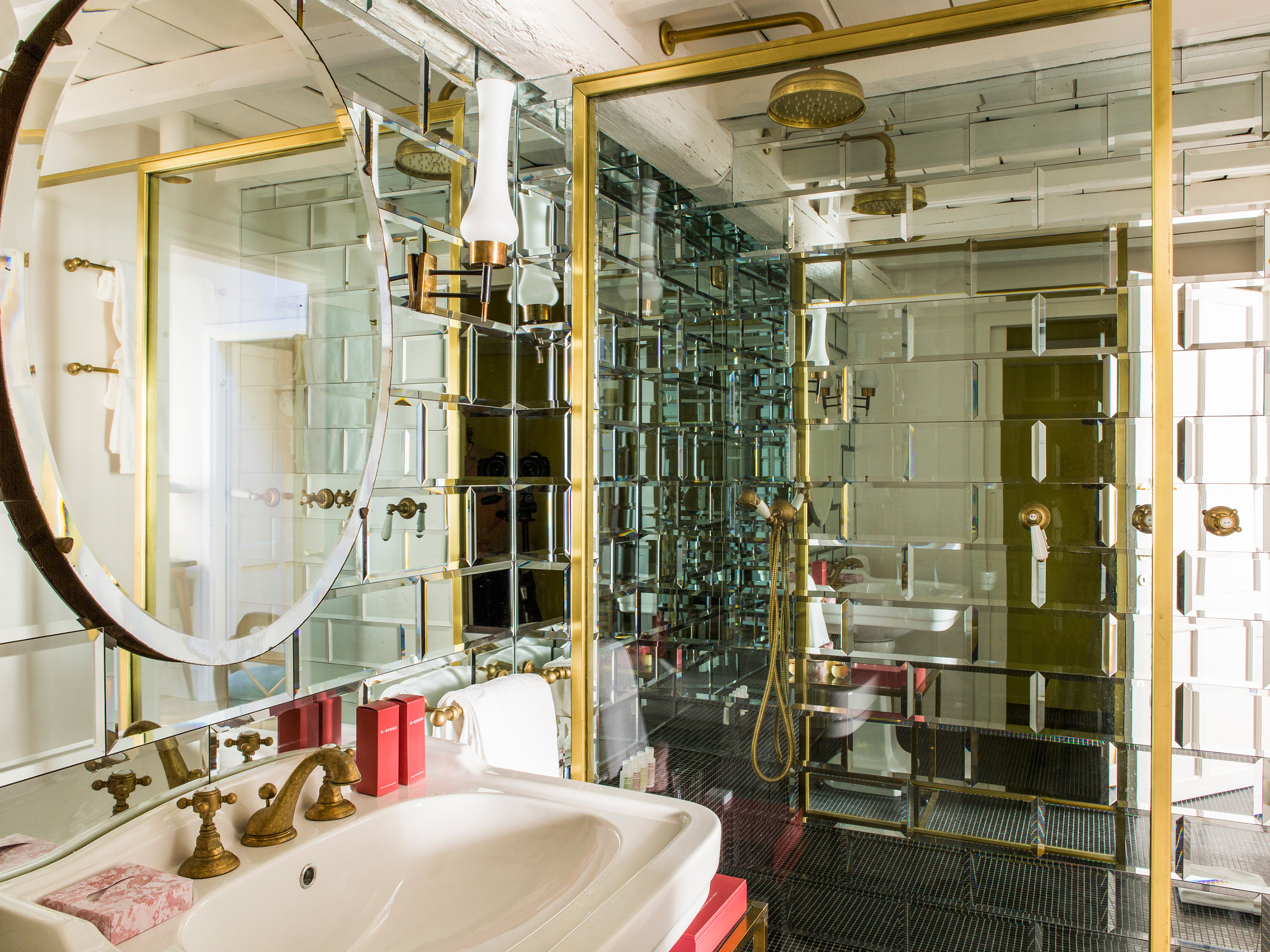 G Rough Suite Apartment R 9