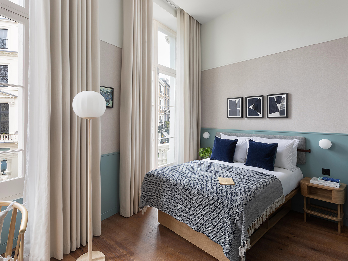 Inhabit Queens Gardens Roomy R 01