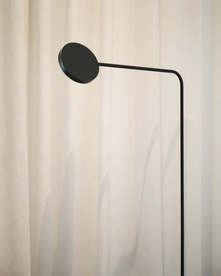 13 MBO Bursa Vasily Grogol Kristina Skripka Lamp Detail